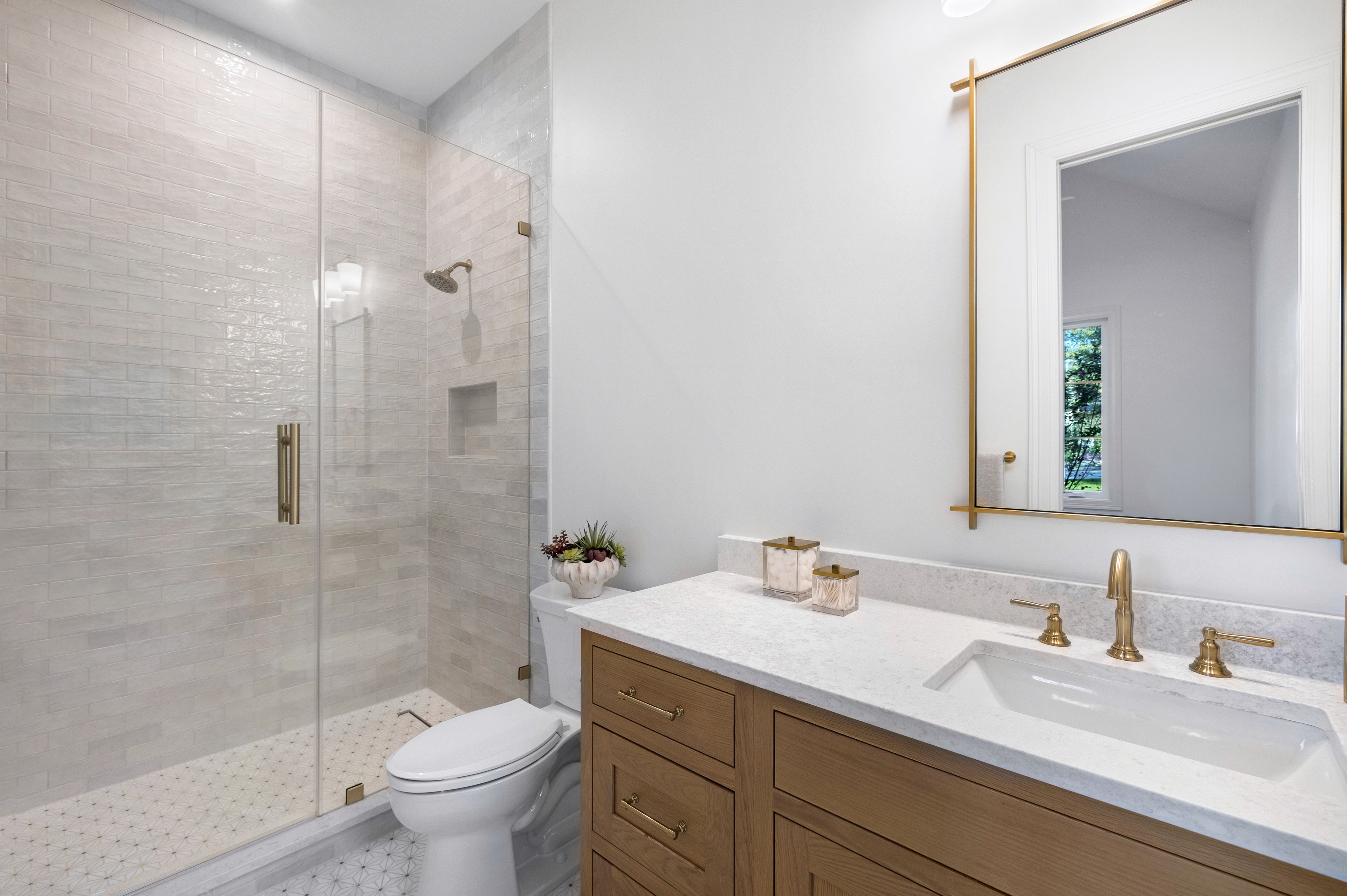  Modern Elegance in Alamo Heights - 物件實景