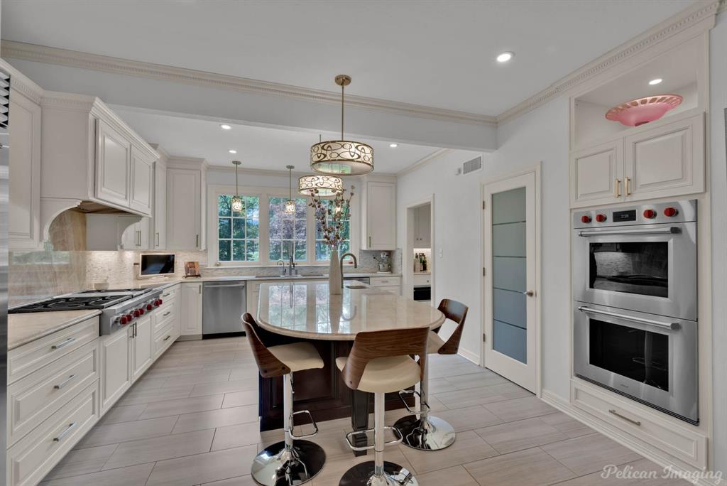 Shreveport, Louisiana, 71106, United States, 5 Bedrooms Bedrooms, ,6 BathroomsBathrooms,Residential,For Sale,1942292