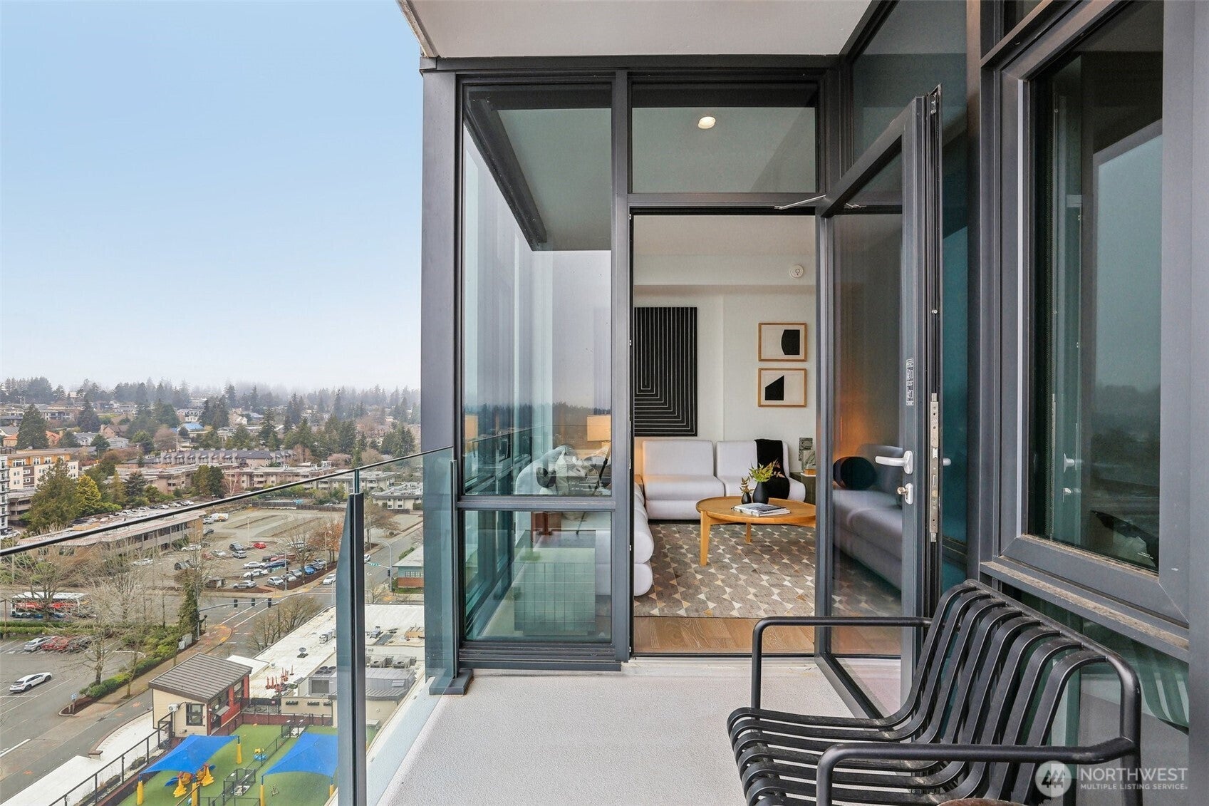 Bellevue, Washington, 98004, United States, 1 Bedroom Bedrooms, ,1 BathroomBathrooms,Residential,For Sale,1901140
