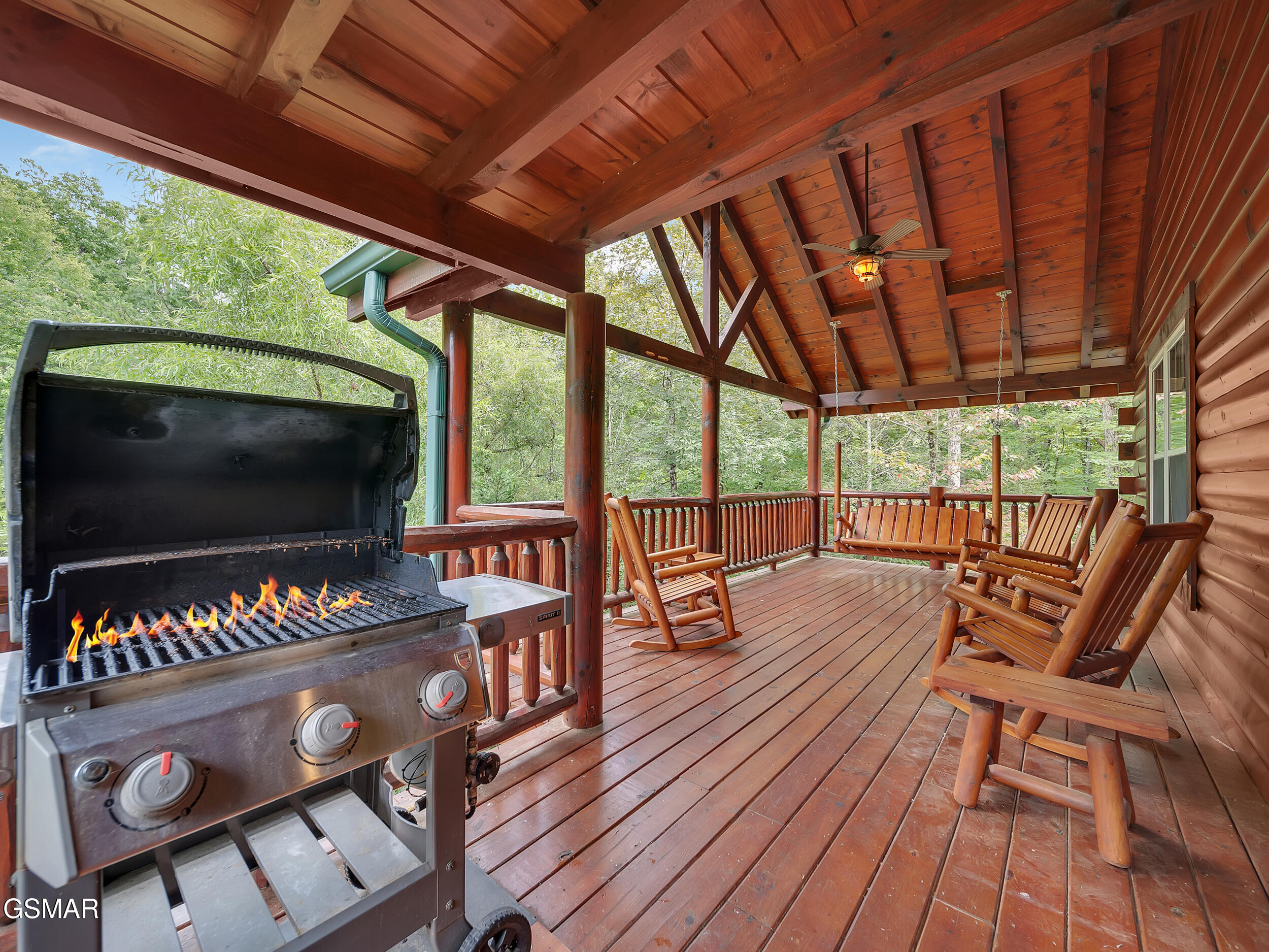Pigeon Forge, Tennessee, 37876, United States, 4 Bedrooms Bedrooms, ,4 BathroomsBathrooms,Residential,For Sale,1944632