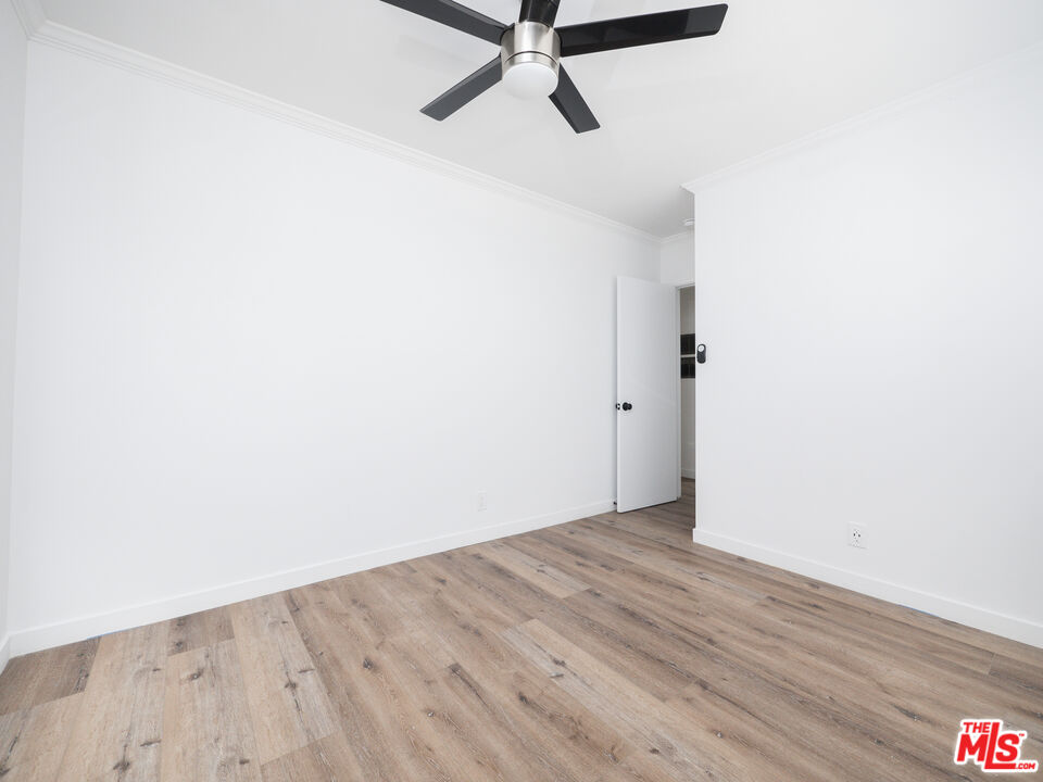 Los Angeles, California, 90066, United States, 4 Bedrooms Bedrooms, ,Residential,For Sale,1705124