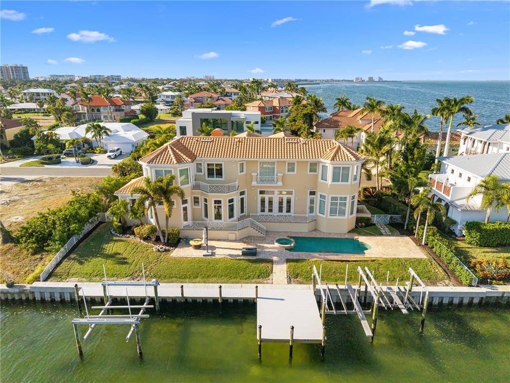 Longboat Key, Florida, 34228, United States, 4 Bedrooms Bedrooms, ,5 BathroomsBathrooms,Residential,For Sale,1999864