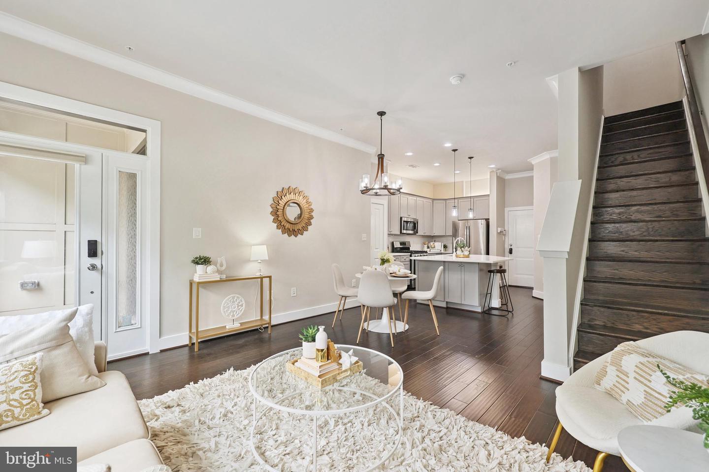 Arlington, Virginia, 22204, United States, 3 Bedrooms Bedrooms, ,4 BathroomsBathrooms,Residential,For Sale,1827823