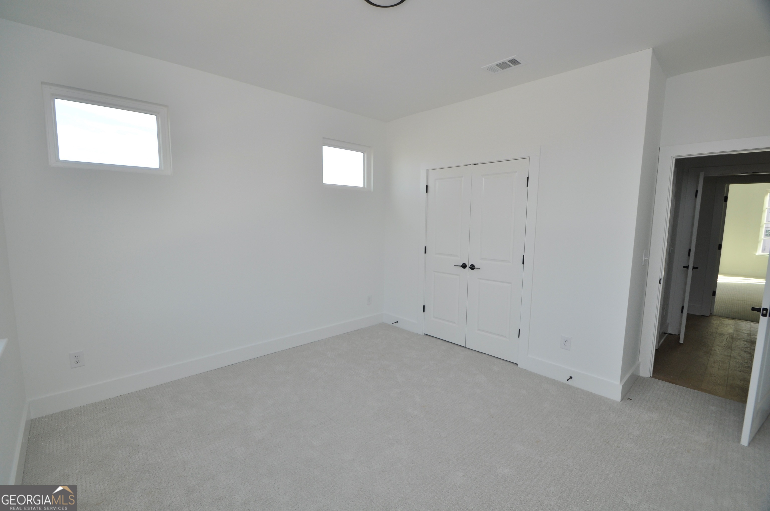 Watkinsville, Georgia, 30677, United States, 3 Bedrooms Bedrooms, ,4 BathroomsBathrooms,Residential,For Sale,1862398