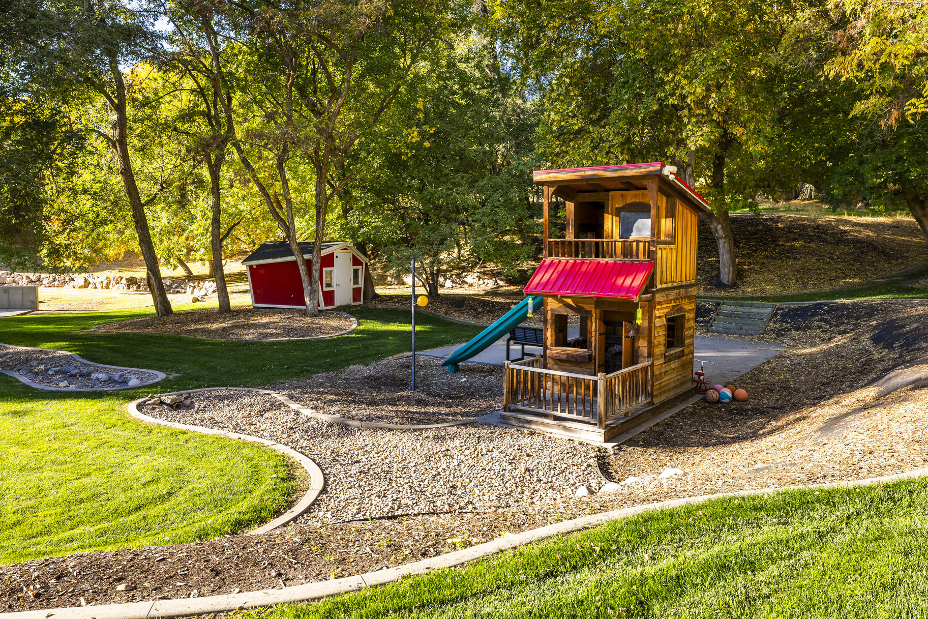  A Private East Farmington Estate on 5.24 Acres - 物件實景