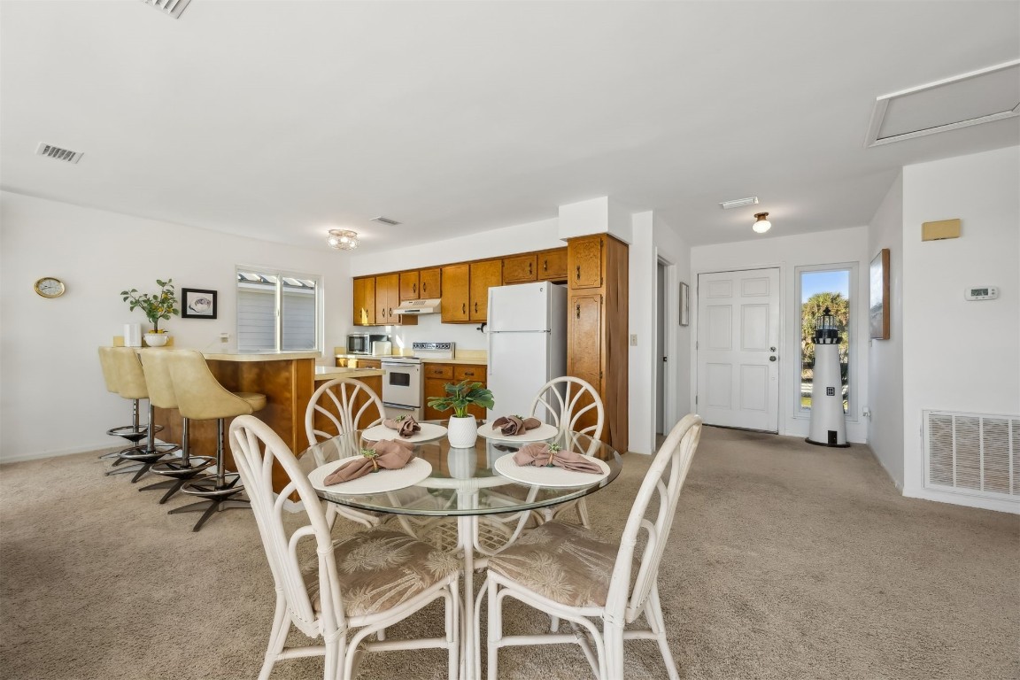 Fernandina Beach, Florida, 32034, United States, 3 Bedrooms Bedrooms, ,2 BathroomsBathrooms,Residential,For Sale,1985659