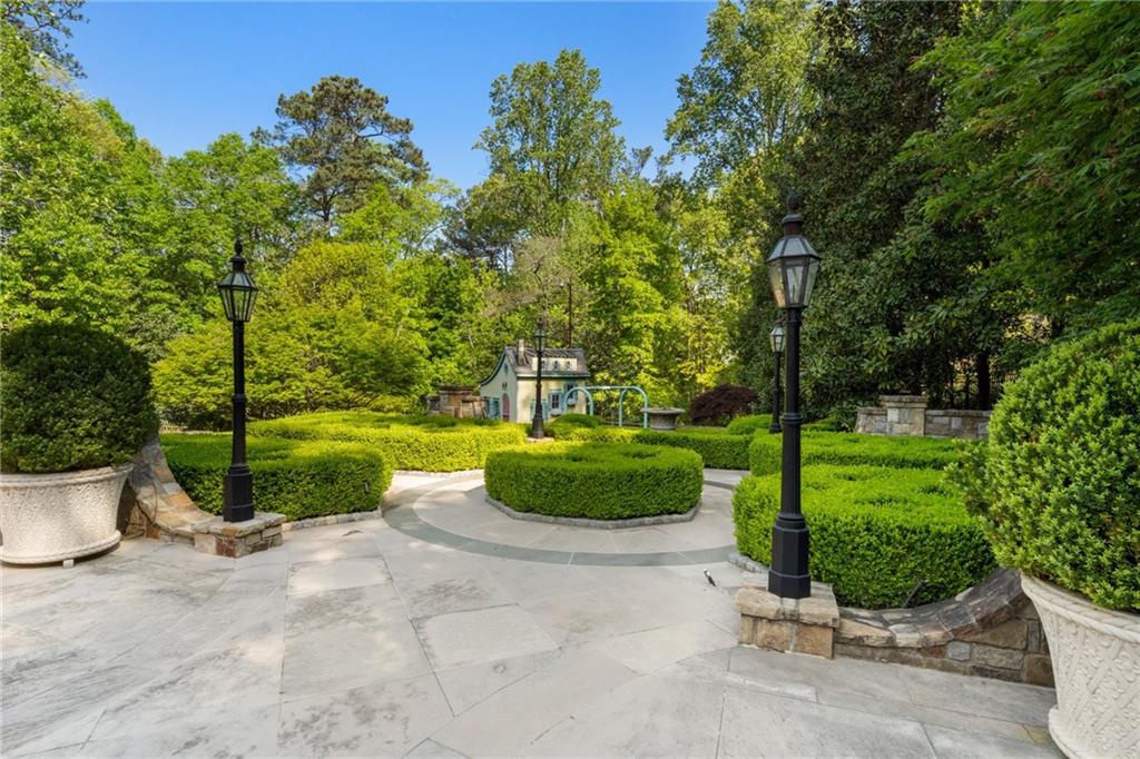 Atlanta, Georgia, 30327, United States, 6 Bedrooms Bedrooms, ,9 BathroomsBathrooms,Residential,For Sale,1686481