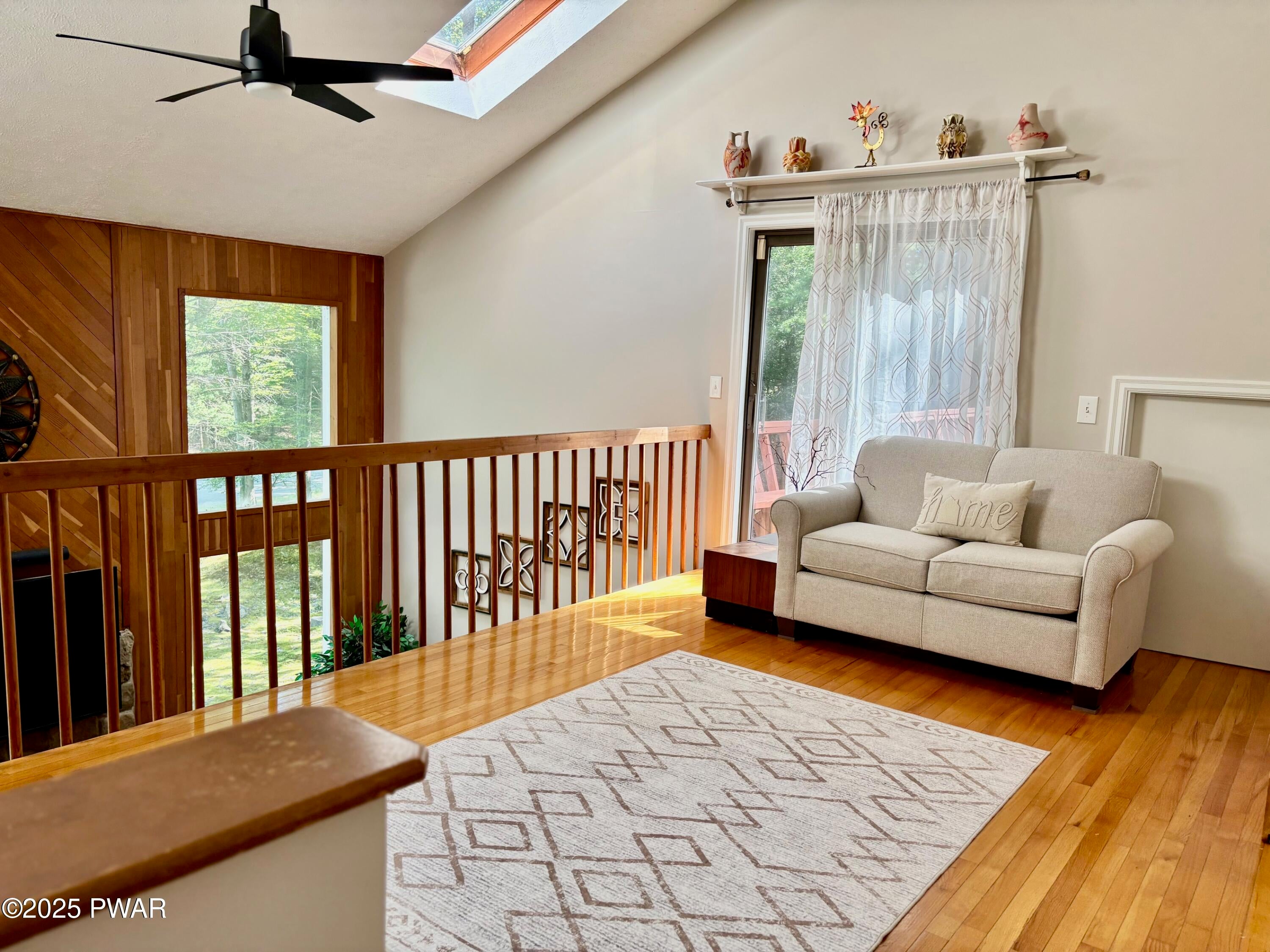 Greentown, Pennsylvania, 18426, United States, 4 Bedrooms Bedrooms, ,3 BathroomsBathrooms,Residential,For Sale,1927950