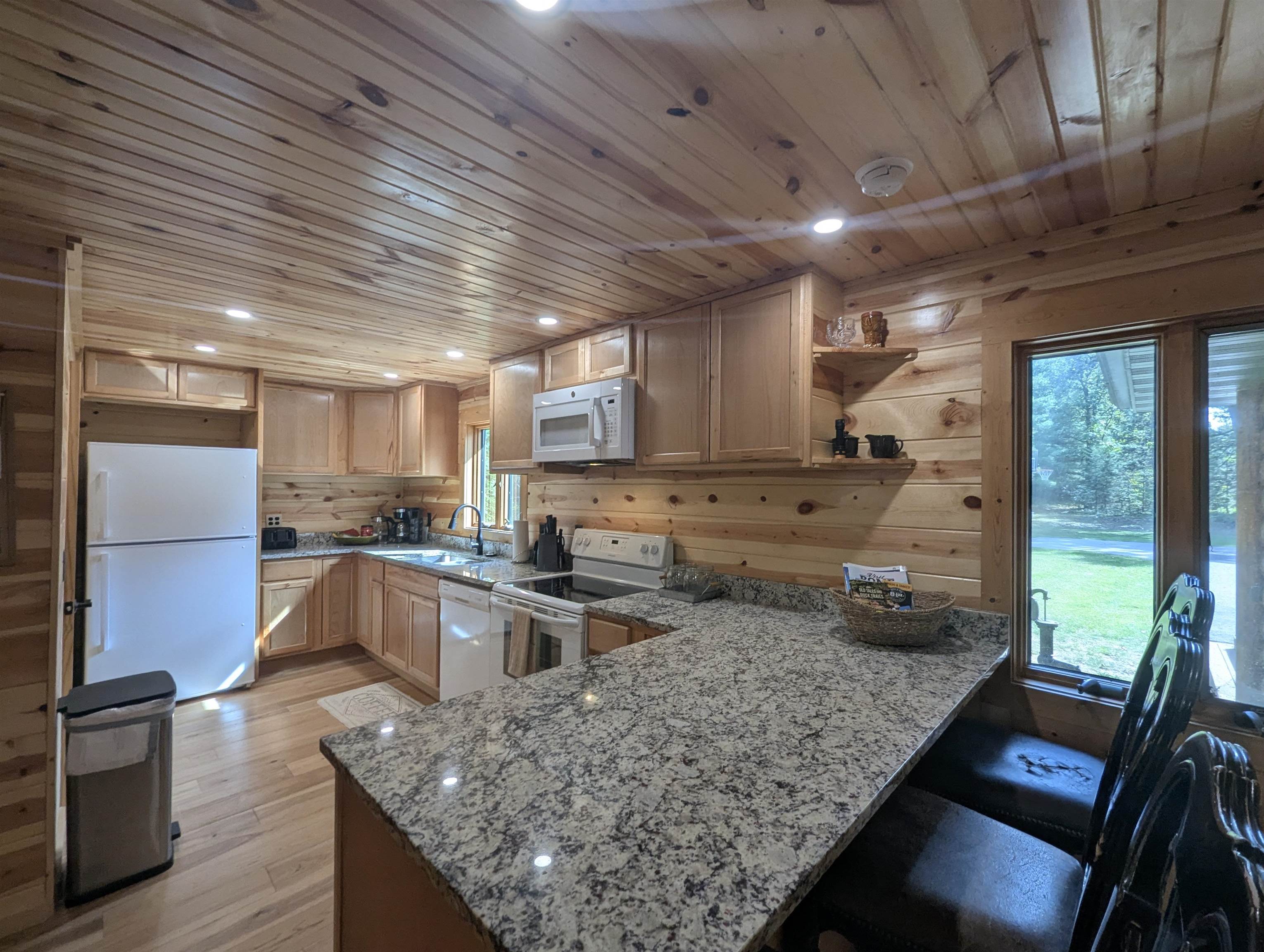 Friendship, Wisconsin, 53934, United States, 4 Bedrooms Bedrooms, ,2 BathroomsBathrooms,Residential,For Sale,1976127