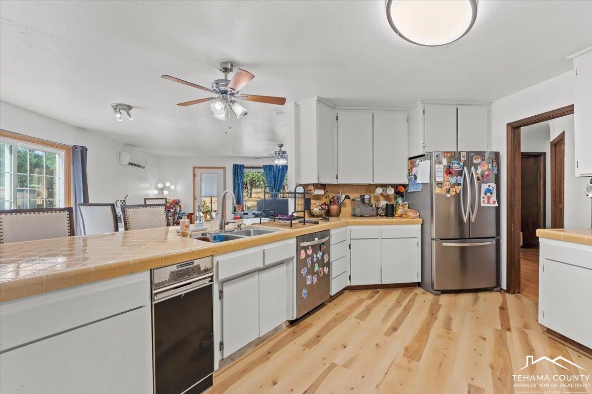 Red Bluff, California, 96080, United States, 3 Bedrooms Bedrooms, ,2 BathroomsBathrooms,Residential,For Sale,1911945