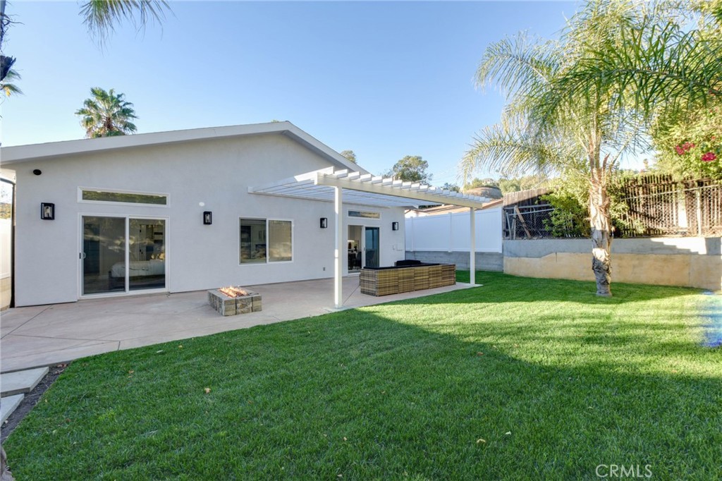 Woodland Hills, California, 91364, United States, 4 Bedrooms Bedrooms, ,3 BathroomsBathrooms,Residential,For Sale,1982021