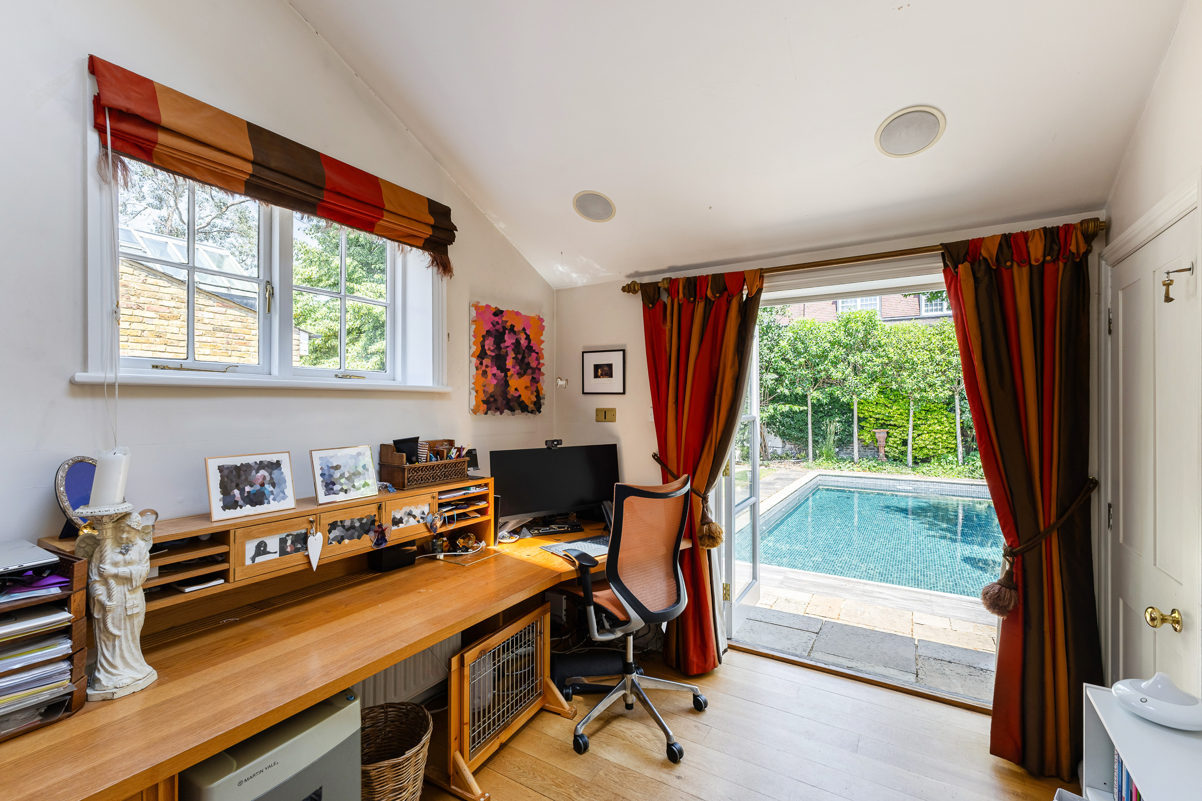  A Detached Victorian Family House with a Swimming Pool in Wimbledon Village - 物件實景