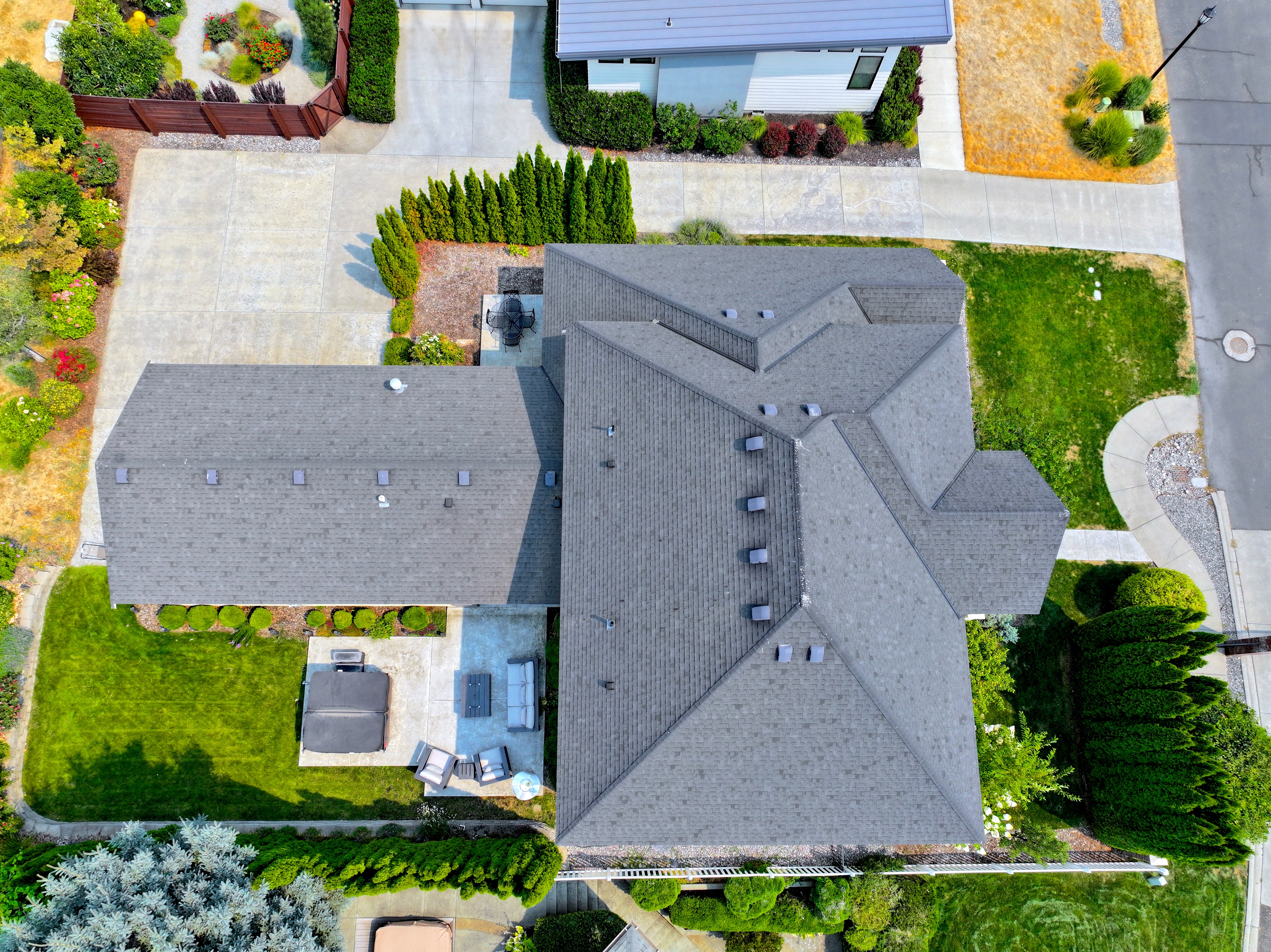  1017 SE Crestlane Drive - 物件實景