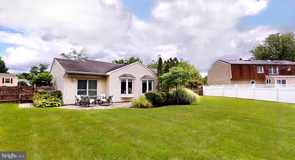 Marlton, New Jersey, 08053, United States, 3 Bedrooms Bedrooms, ,3 BathroomsBathrooms,Residential,For Sale,1942946