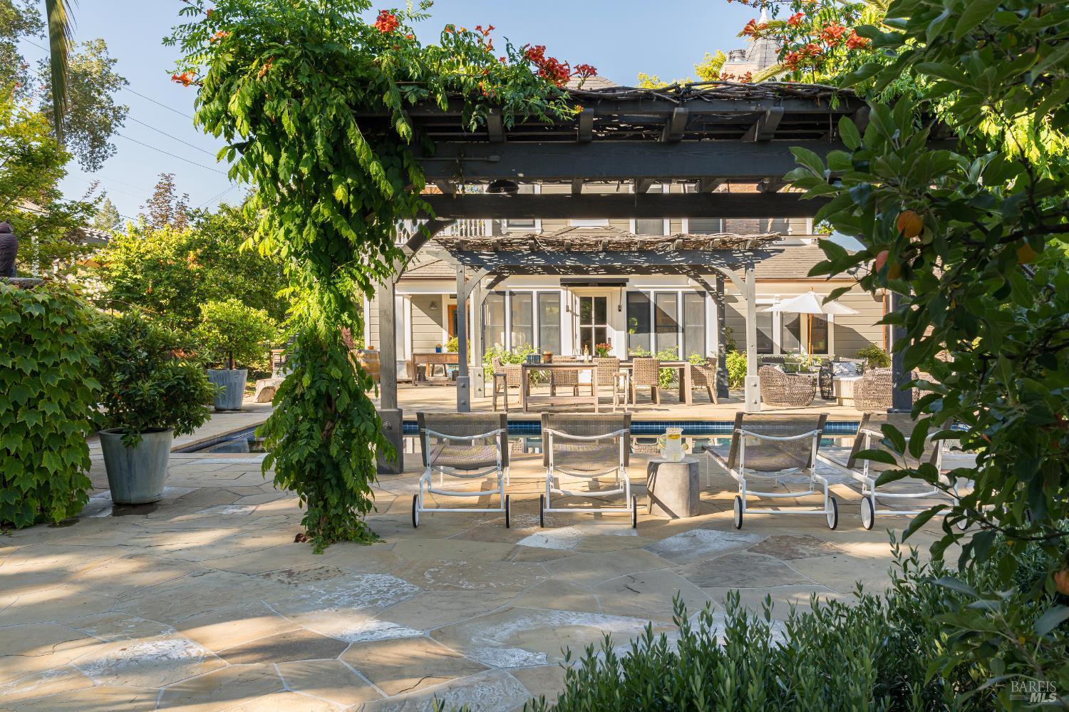 St. Helena, California, 94574, United States, 4 Bedrooms Bedrooms, ,5 BathroomsBathrooms,Residential,For Sale,1933157