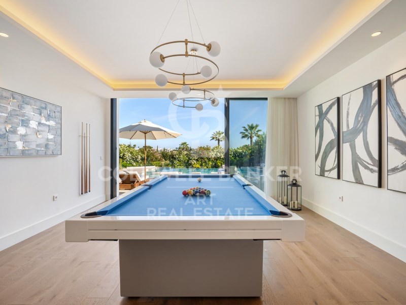 Marbella, Andalusia, ES, 6 Bedrooms Bedrooms, ,6 BathroomsBathrooms,Residential,For Sale,1874421