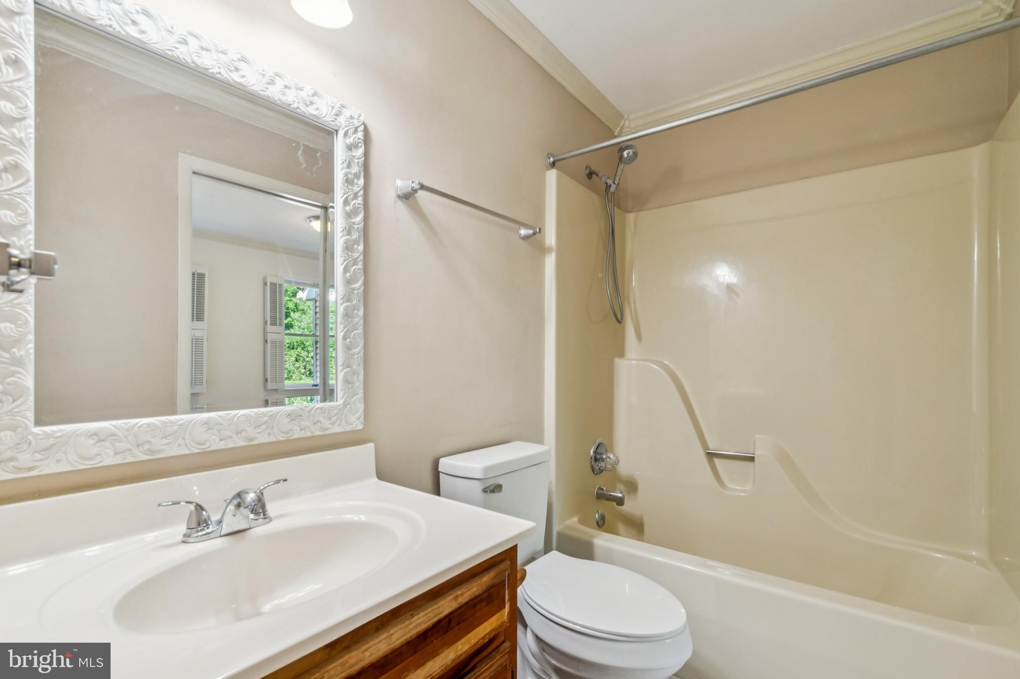 Crownsville, Maryland, 21032, United States, 5 Bedrooms Bedrooms, ,3 BathroomsBathrooms,Residential,For Sale,1922102