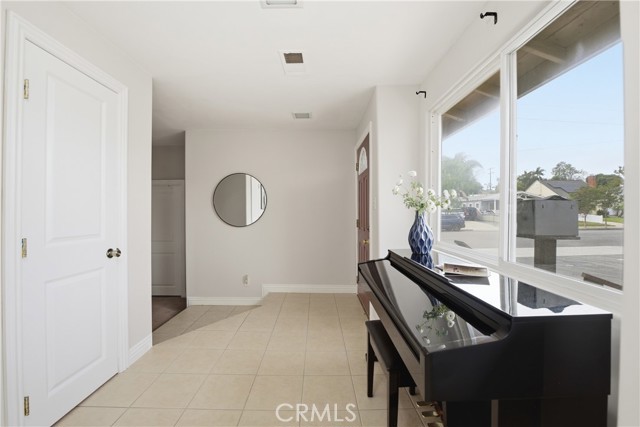 San Diego, California, 92104, United States, 3 Bedrooms Bedrooms, ,4 BathroomsBathrooms,Residential,For Sale,2033583
