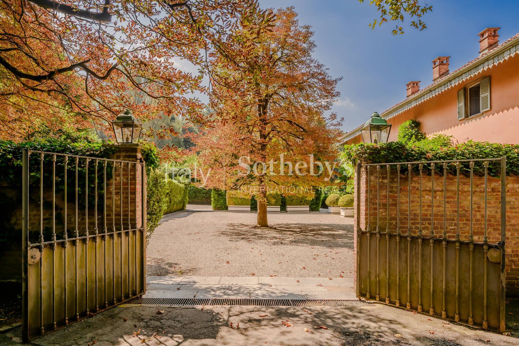  Iconic property nestled in the Turin hillside - 物件實景
