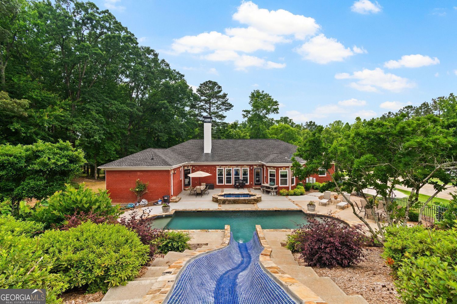 Cumming, Georgia, 30028, United States, 4 Bedrooms Bedrooms, ,5 BathroomsBathrooms,Residential,For Sale,1859105