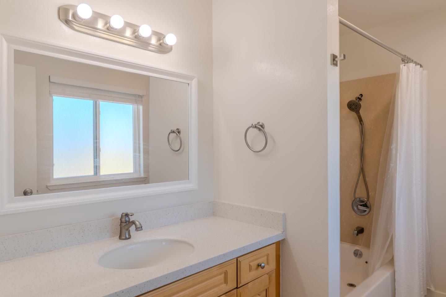 Foster City, California, 94404, United States, 2 Bedrooms Bedrooms, ,2 BathroomsBathrooms,Residential,For Sale,1840465