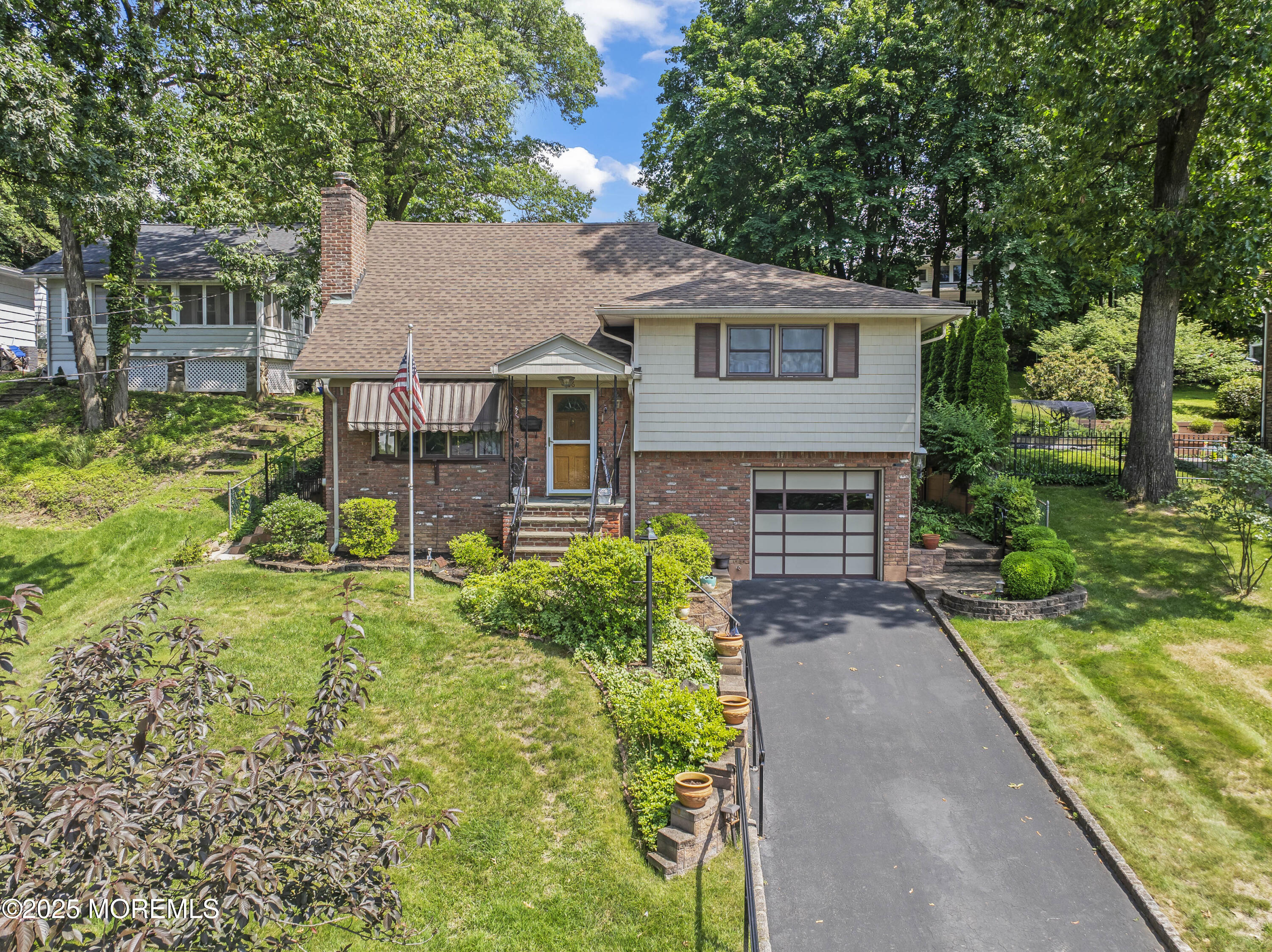 West Caldwell, New Jersey, 07006, United States, 3 Bedrooms Bedrooms, ,3 BathroomsBathrooms,Residential,For Sale,1916305