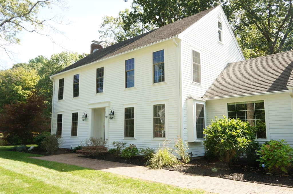 North Reading, Massachusetts, 01864, United States, 4 Bedrooms Bedrooms, ,3 BathroomsBathrooms,Residential,For Sale,1980722