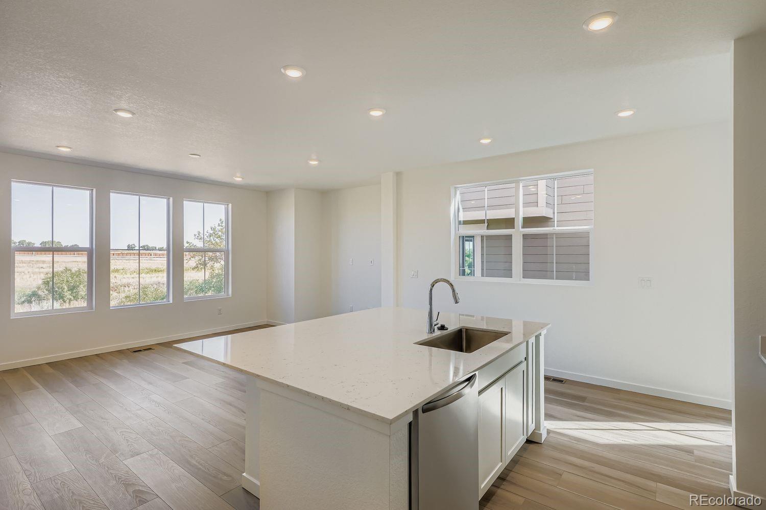 Thornton, Colorado, 80602, United States, 3 Bedrooms Bedrooms, ,2 BathroomsBathrooms,Residential,For Sale,1919663