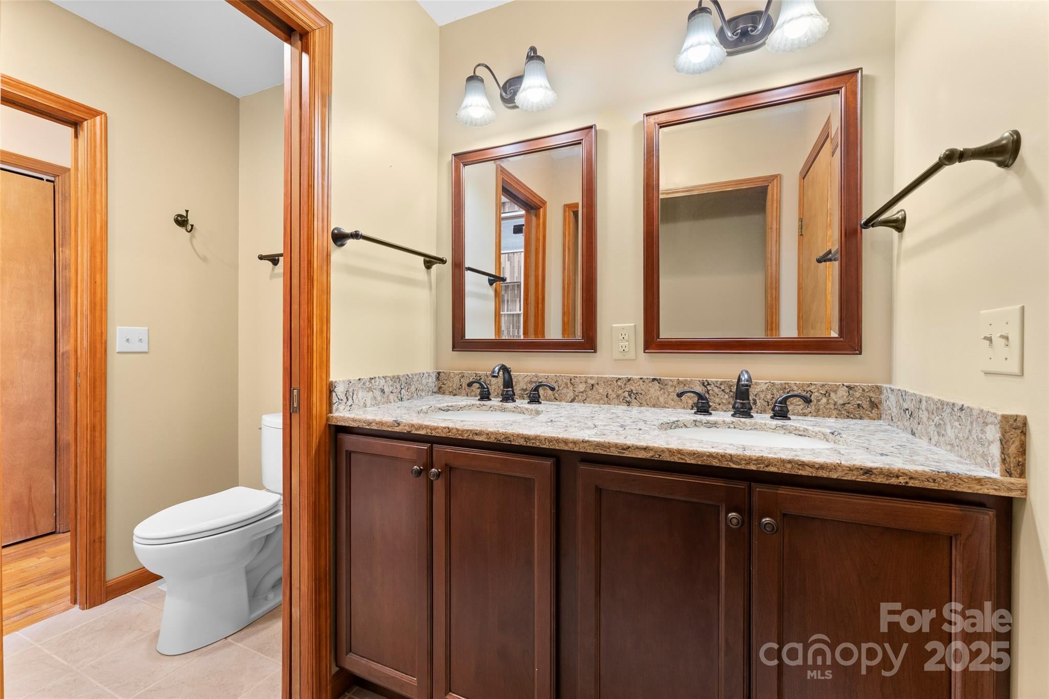 Maggie Valley, North Carolina, 28751, United States, 3 Bedrooms Bedrooms, ,3 BathroomsBathrooms,Residential,For Sale,1976067