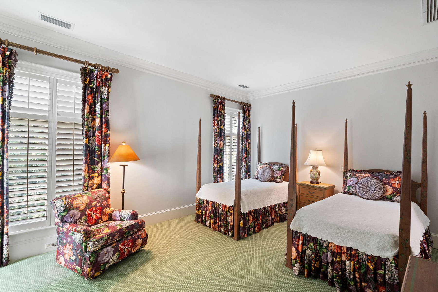  318 West 46th Street - 物件實景