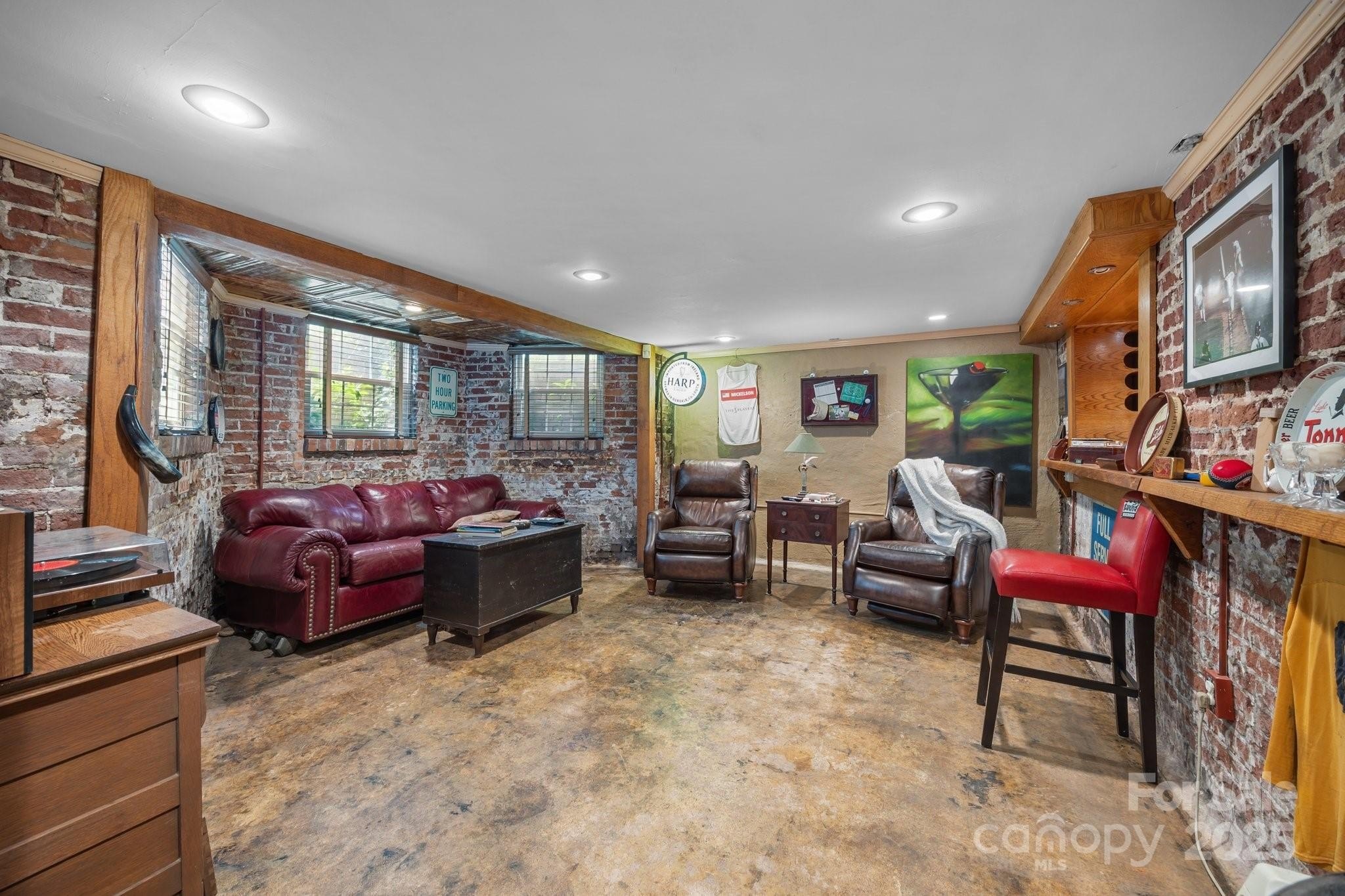 Salisbury, North Carolina, 28144, United States, 5 Bedrooms Bedrooms, ,5 BathroomsBathrooms,Residential,For Sale,1887291