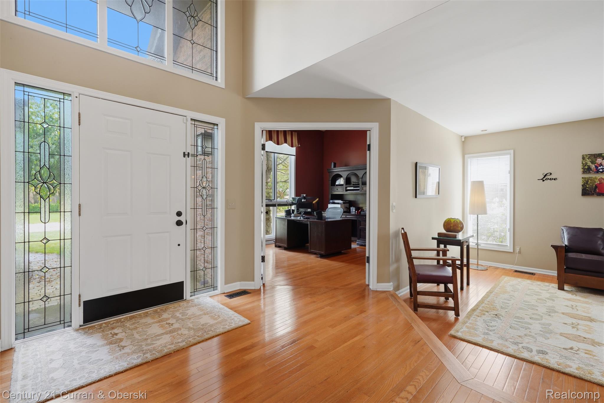 Farmington Hills, Michigan, 48331, United States, 4 Bedrooms Bedrooms, ,4 BathroomsBathrooms,Residential,For Sale,2048985
