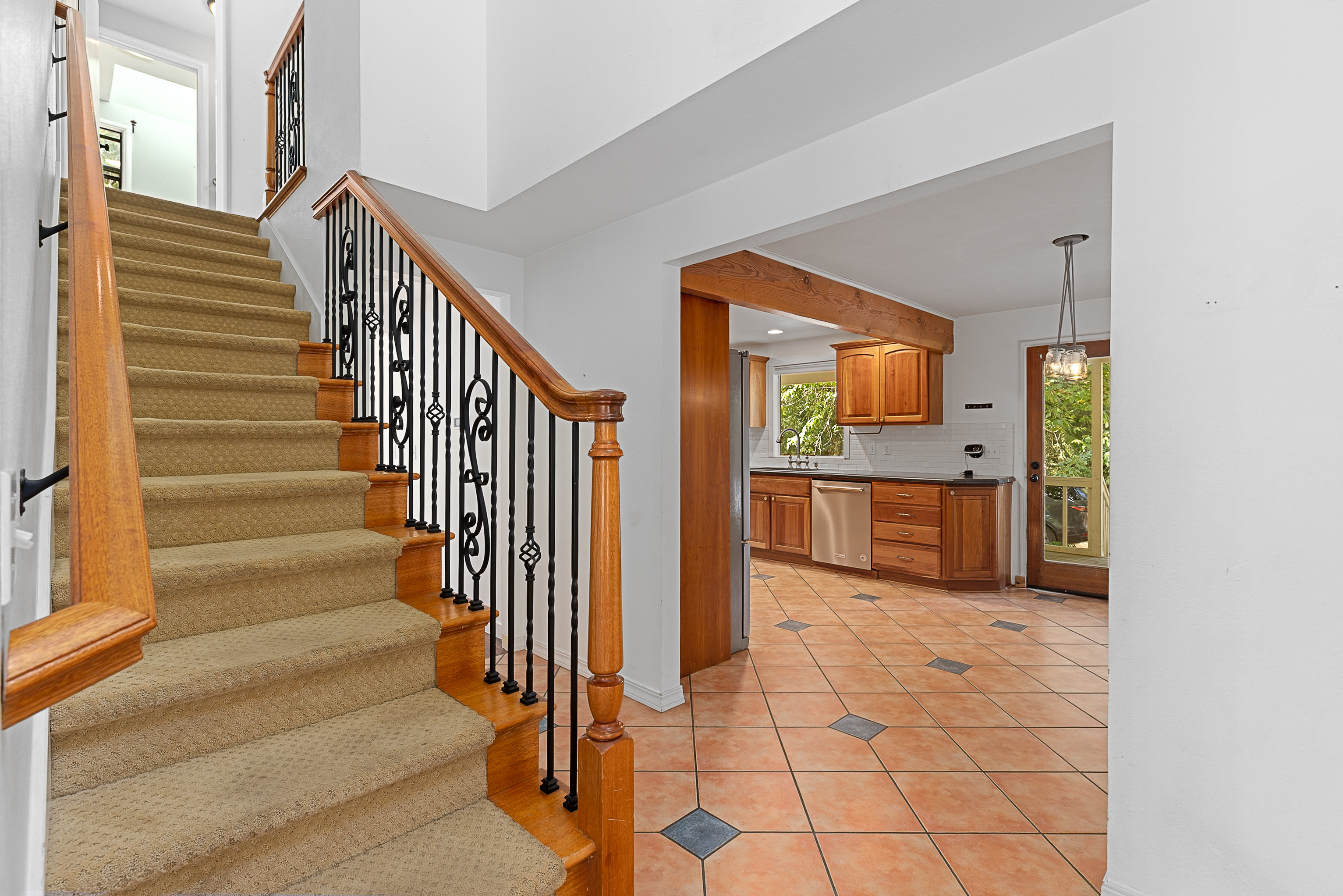  6391 NE Tolo Rd, Bainbridge Island, WA 98110 - 物件實景