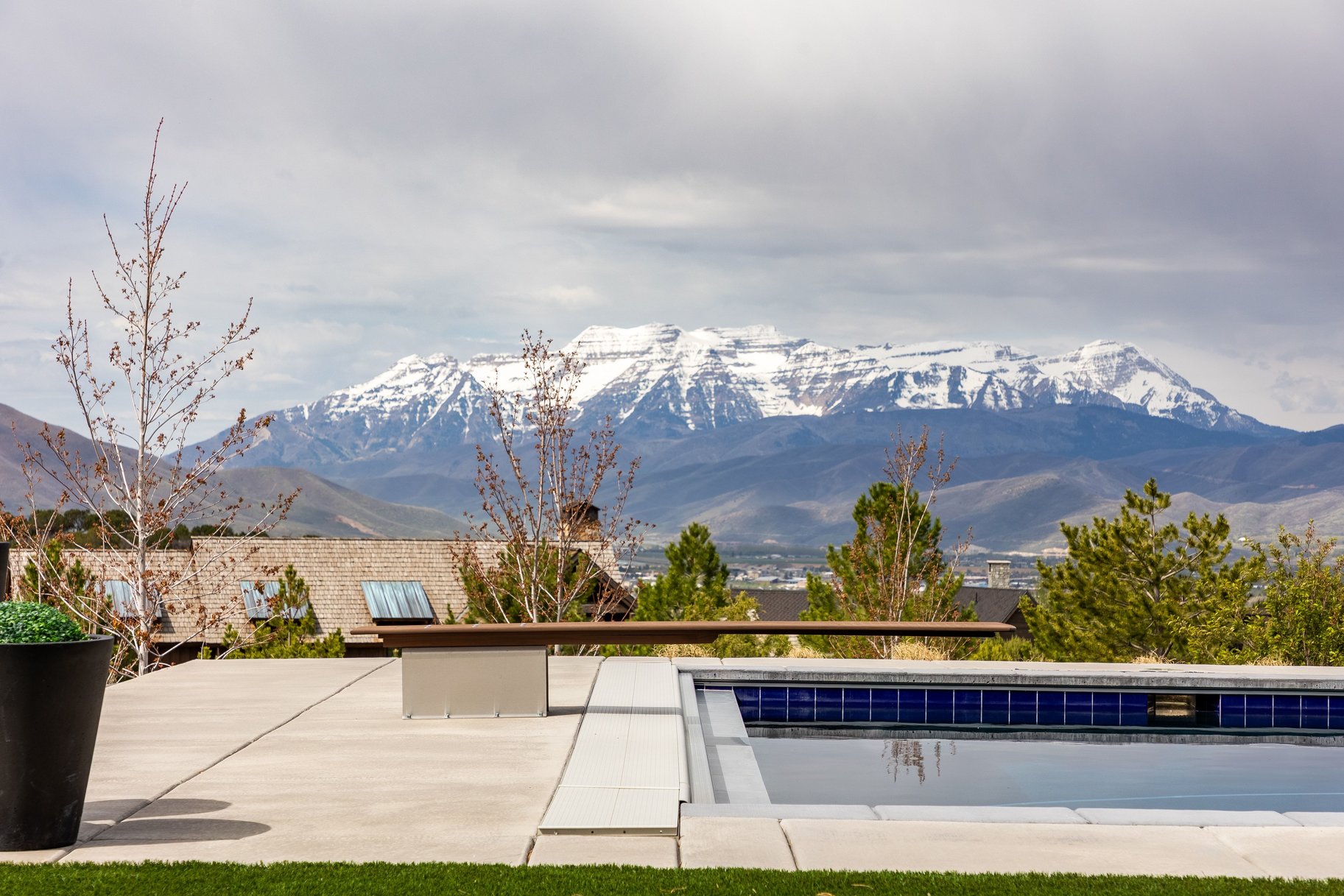  Luxury Lives Here  Architectural Masterpiece with Unmatched Privacy & Views - 物件實景