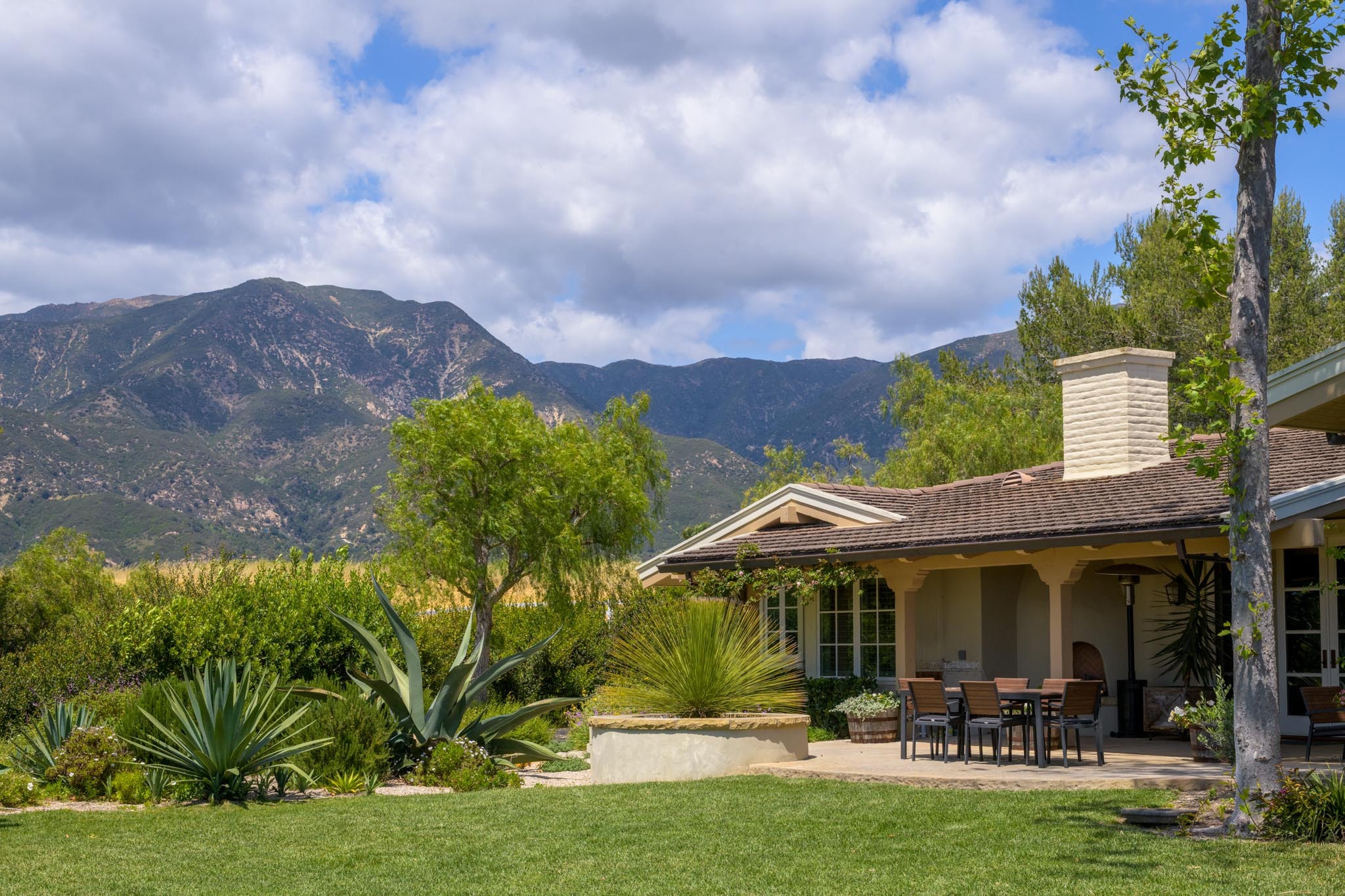  320   Ortega Ridge Rd - 物件實景