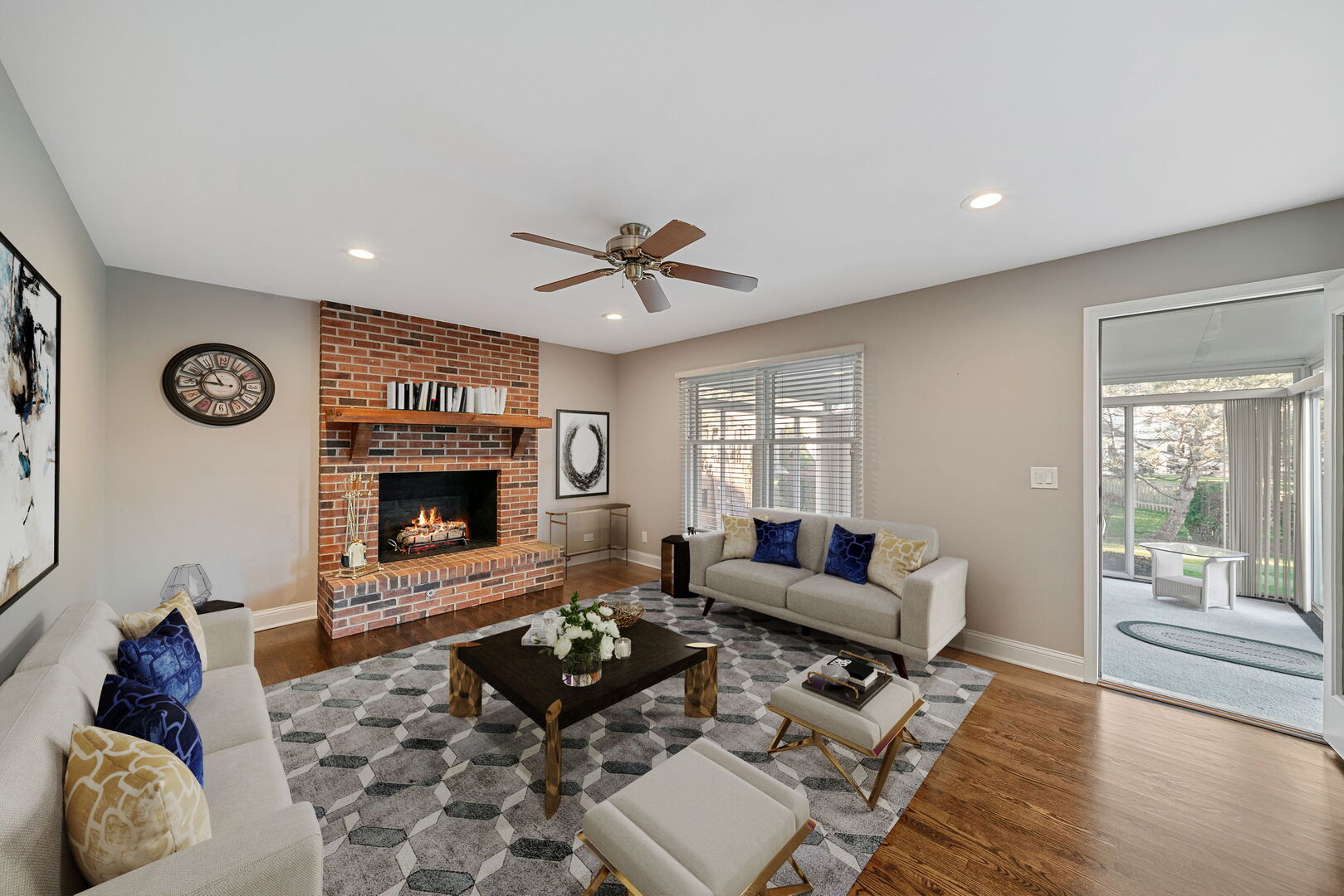 Palatine, Illinois, 60074, United States, 3 Bedrooms Bedrooms, ,3 BathroomsBathrooms,Residential,For Sale,1988286