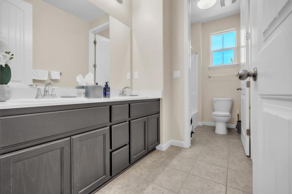 Fairfield, California, 94533, United States, 4 Bedrooms Bedrooms, ,3 BathroomsBathrooms,Residential,For Sale,2033917