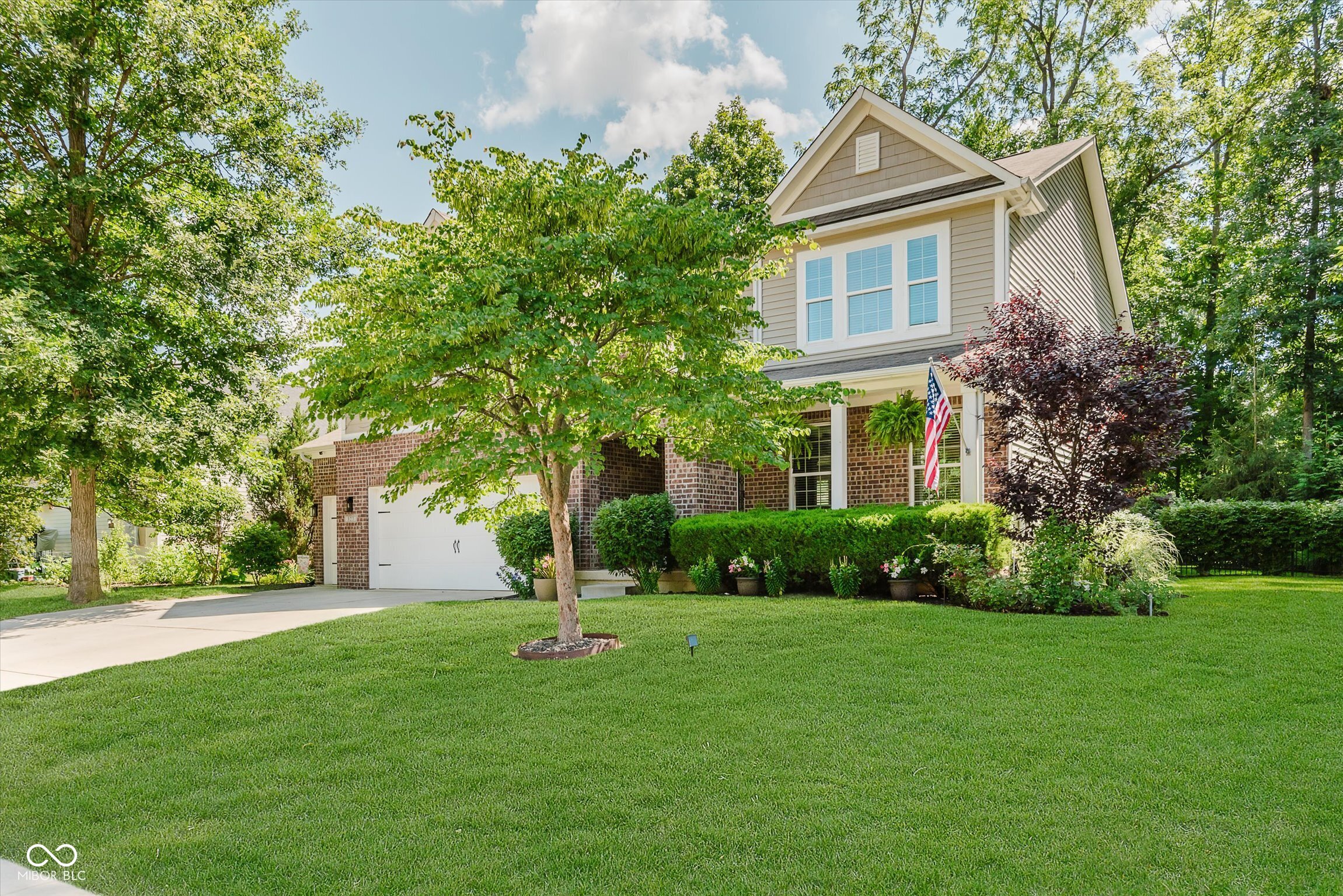 Avon, Indiana, 46123, United States, 5 Bedrooms Bedrooms, ,4 BathroomsBathrooms,Residential,For Sale,1881404