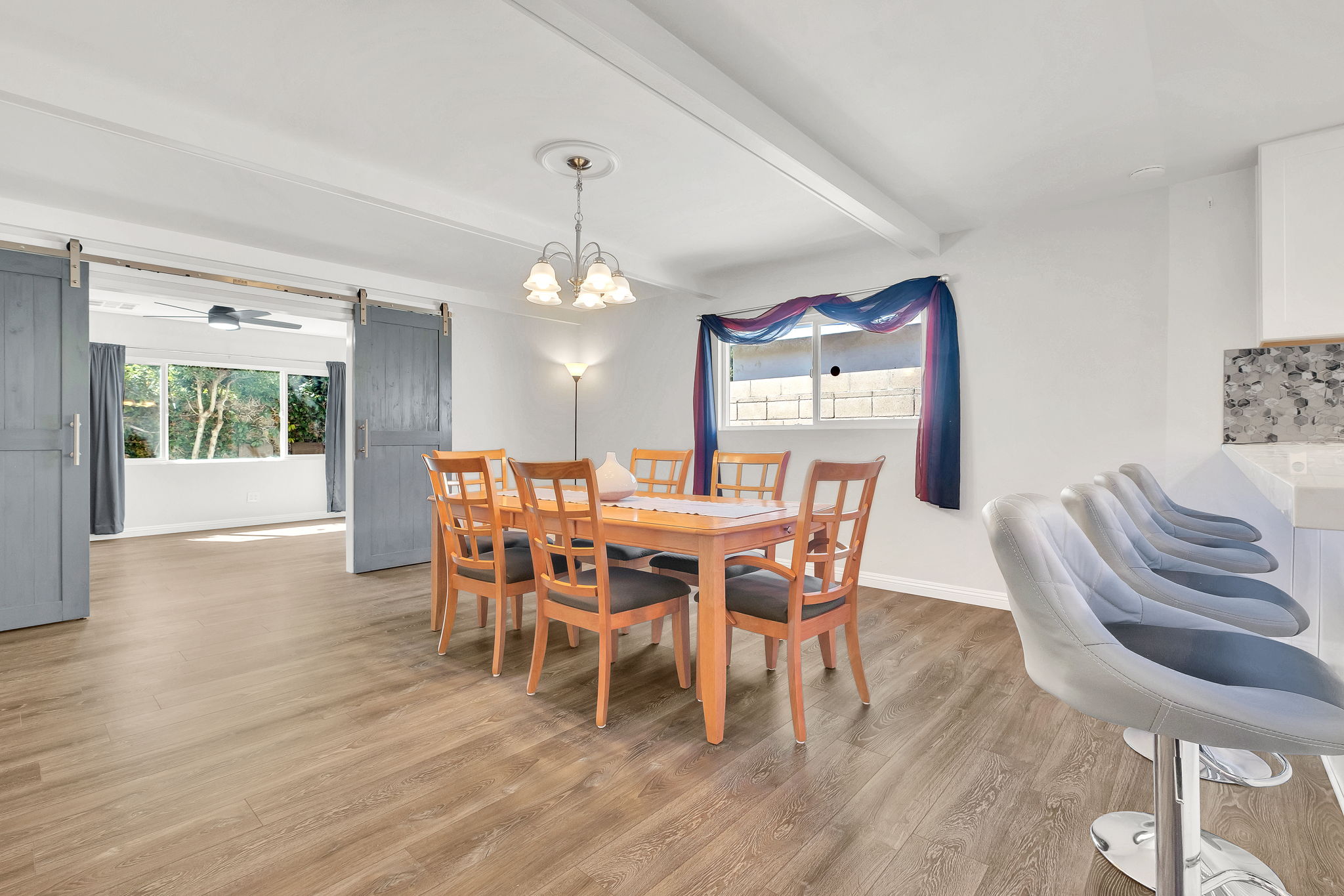  108 W 229th Pl, Carson, CA 90745 - 物件實景