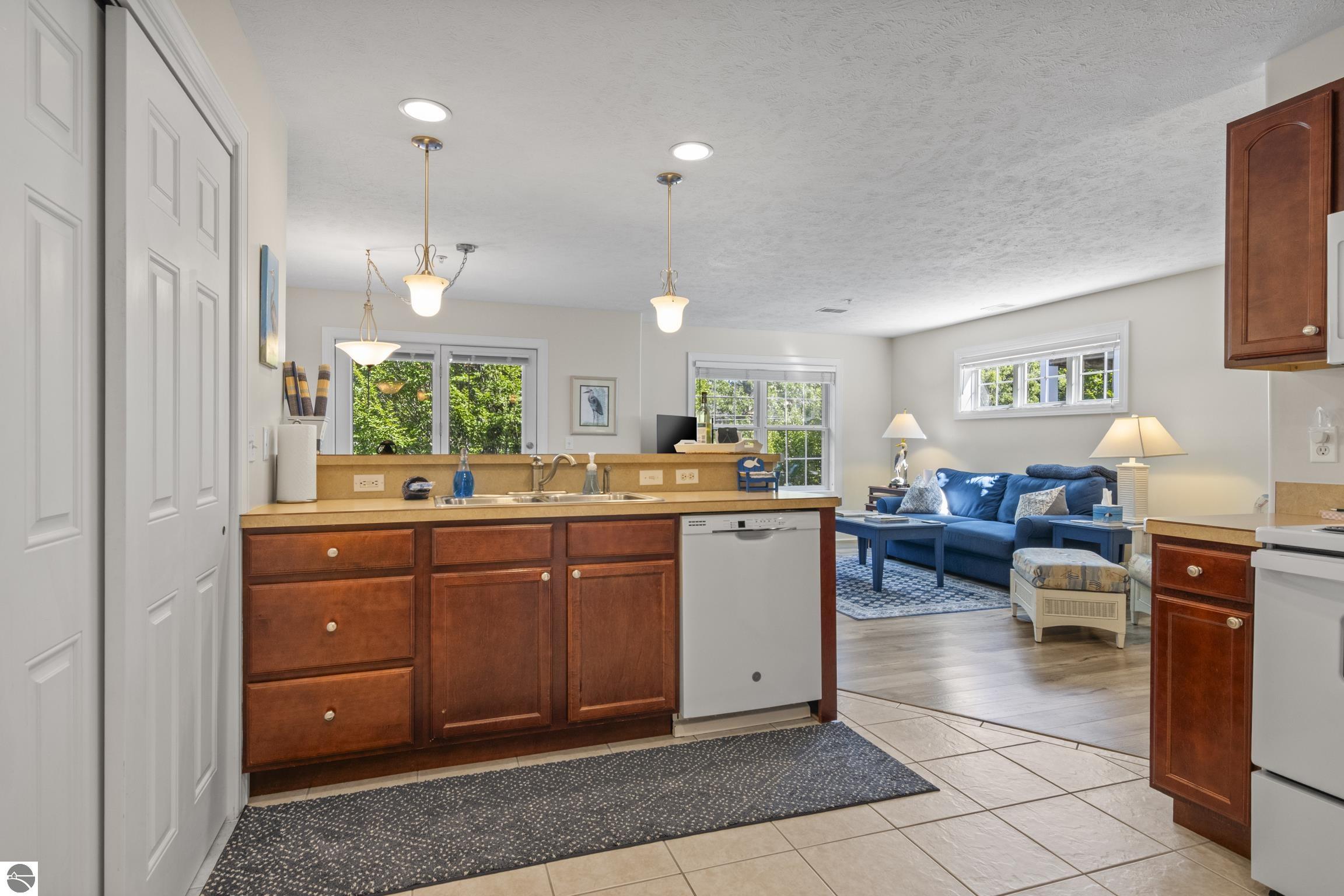 Traverse City, Michigan, 49686, United States, 2 Bedrooms Bedrooms, ,3 BathroomsBathrooms,Residential,For Sale,1926314