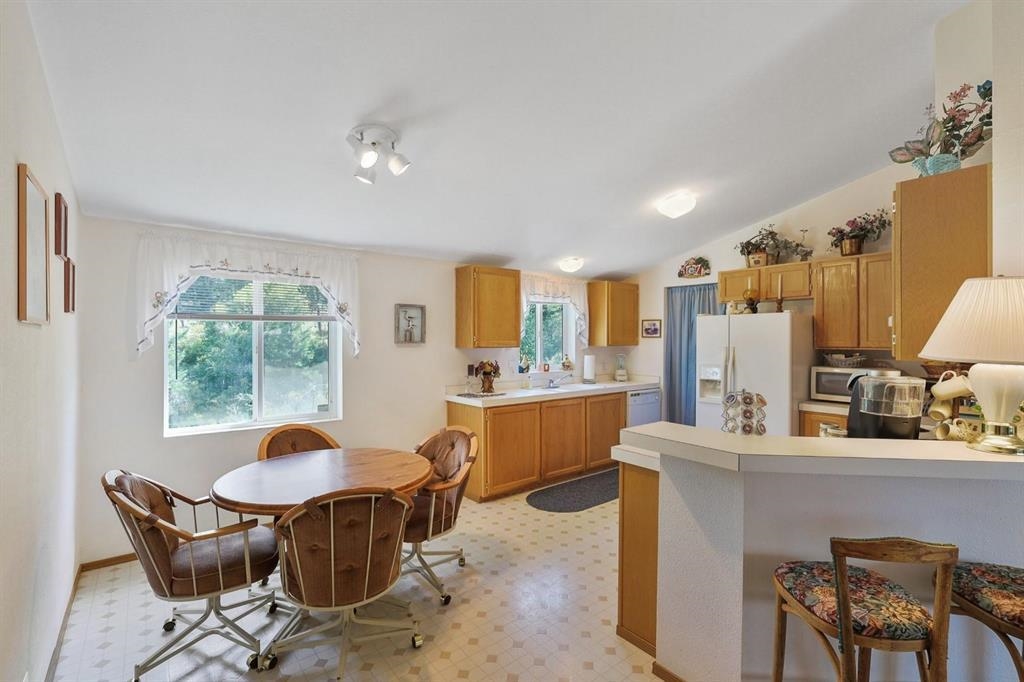 Deer Park, Washington, 99006, United States, 4 Bedrooms Bedrooms, ,3 BathroomsBathrooms,Residential,For Sale,1992007