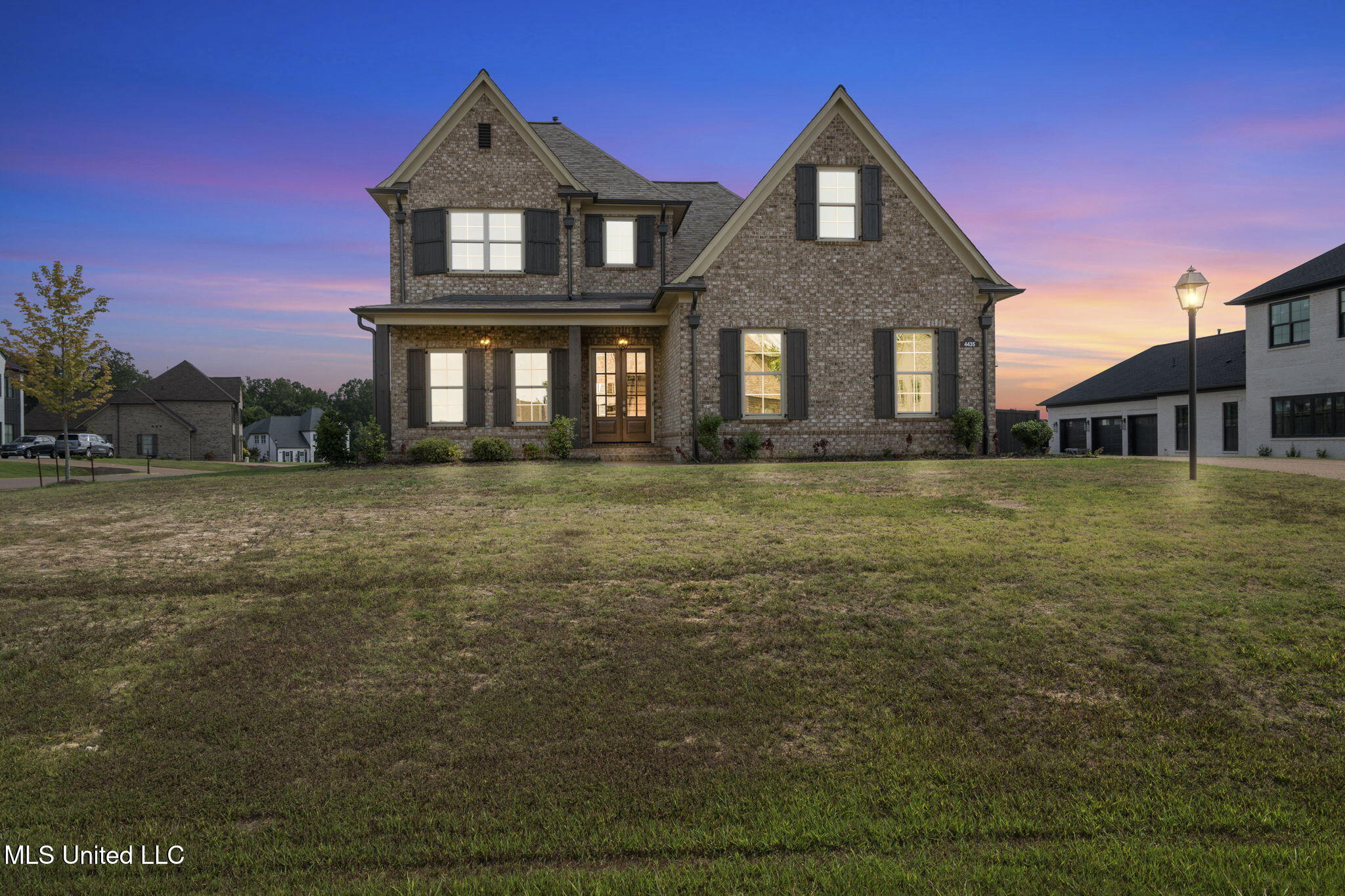 Olive Branch, Mississippi, 38654, United States, 5 Bedrooms Bedrooms, ,4 BathroomsBathrooms,Residential,For Sale,1906747