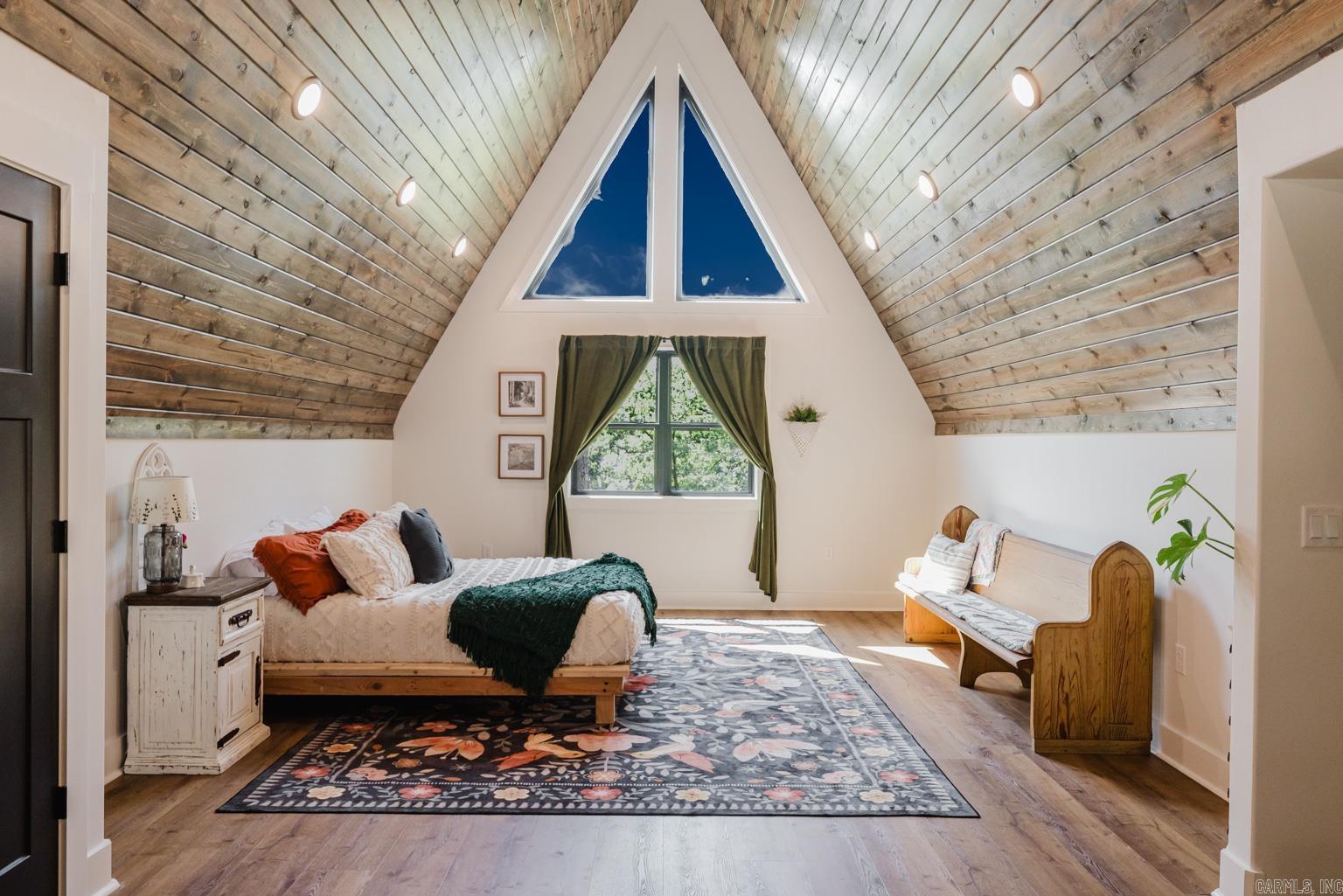 Hot Springs Village, Arkansas, 71909, United States, 3 Bedrooms Bedrooms, ,4 BathroomsBathrooms,Residential,For Sale,1926085