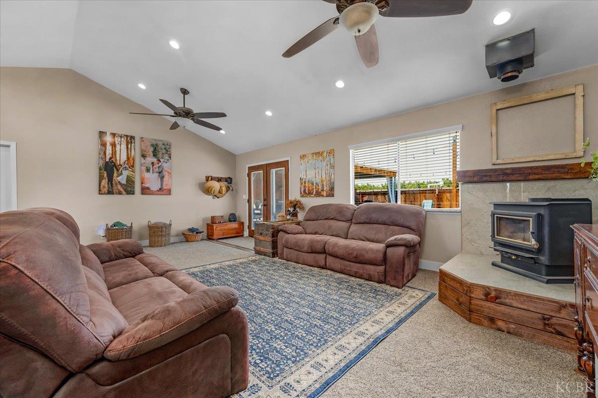 Stratford, California, 93266, United States, 3 Bedrooms Bedrooms, ,2 BathroomsBathrooms,Residential,For Sale,1975413