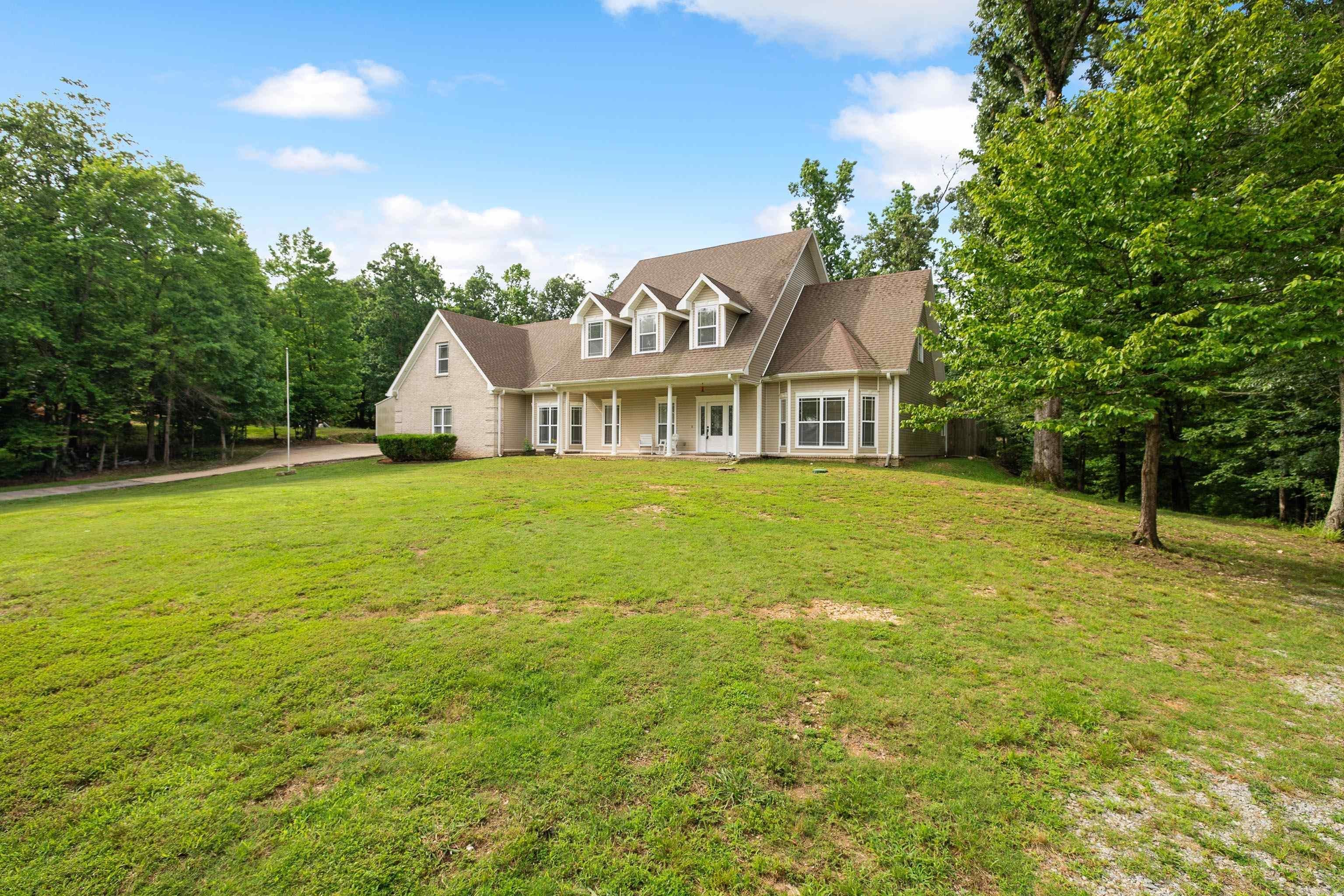 Benton, Arkansas, 72019, United States, 4 Bedrooms Bedrooms, ,4 BathroomsBathrooms,Residential,For Sale,2048594
