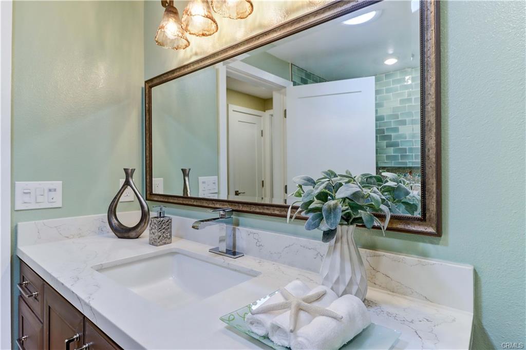 Laguna Woods, California, CA, United States, 2 Bedrooms Bedrooms, ,Residential,For Sale,2006488