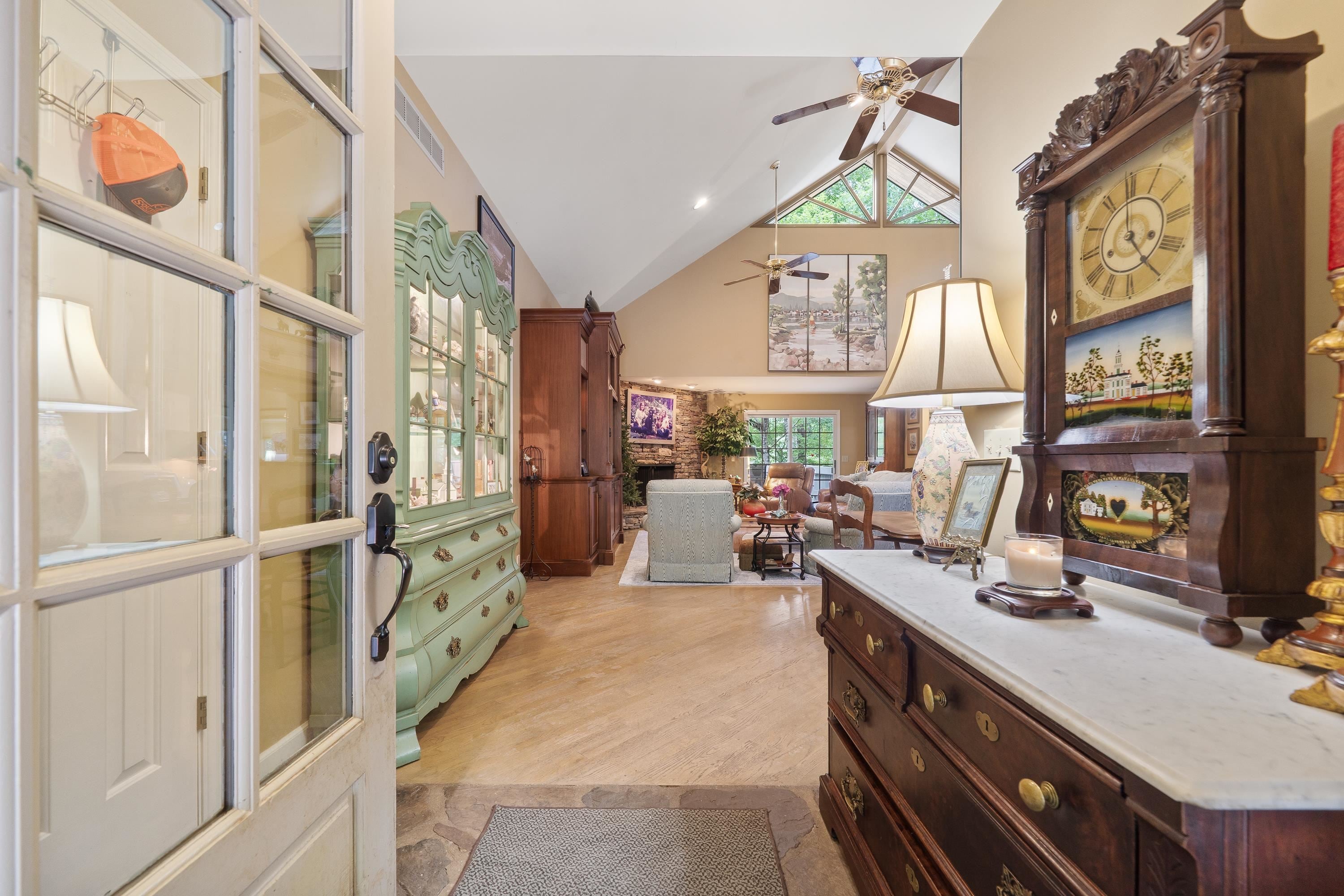 Greensboro, Georgia, 30642, United States, 4 Bedrooms Bedrooms, ,4 BathroomsBathrooms,Residential,For Sale,1849801