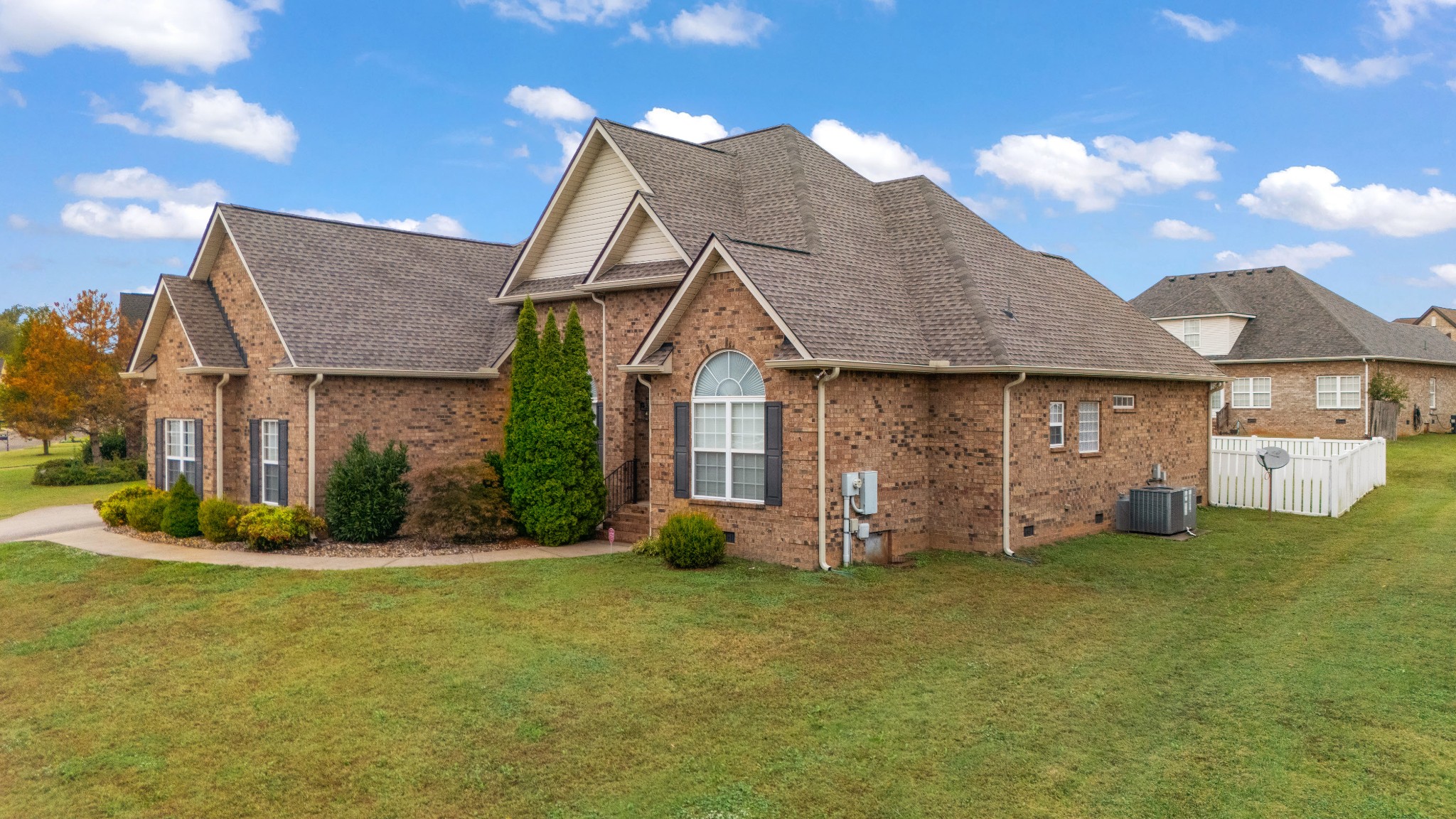 Murfreesboro, Tennessee, 37129, United States, 3 Bedrooms Bedrooms, ,3 BathroomsBathrooms,Residential,For Sale,1985378