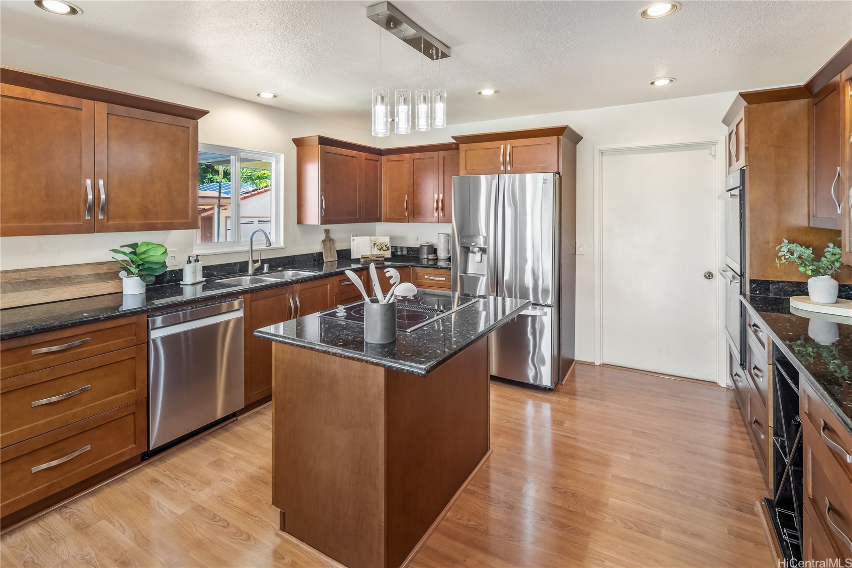 Kapolei, Hawaii, 96707, United States, 4 Bedrooms Bedrooms, ,3 BathroomsBathrooms,Residential,For Sale,1991849