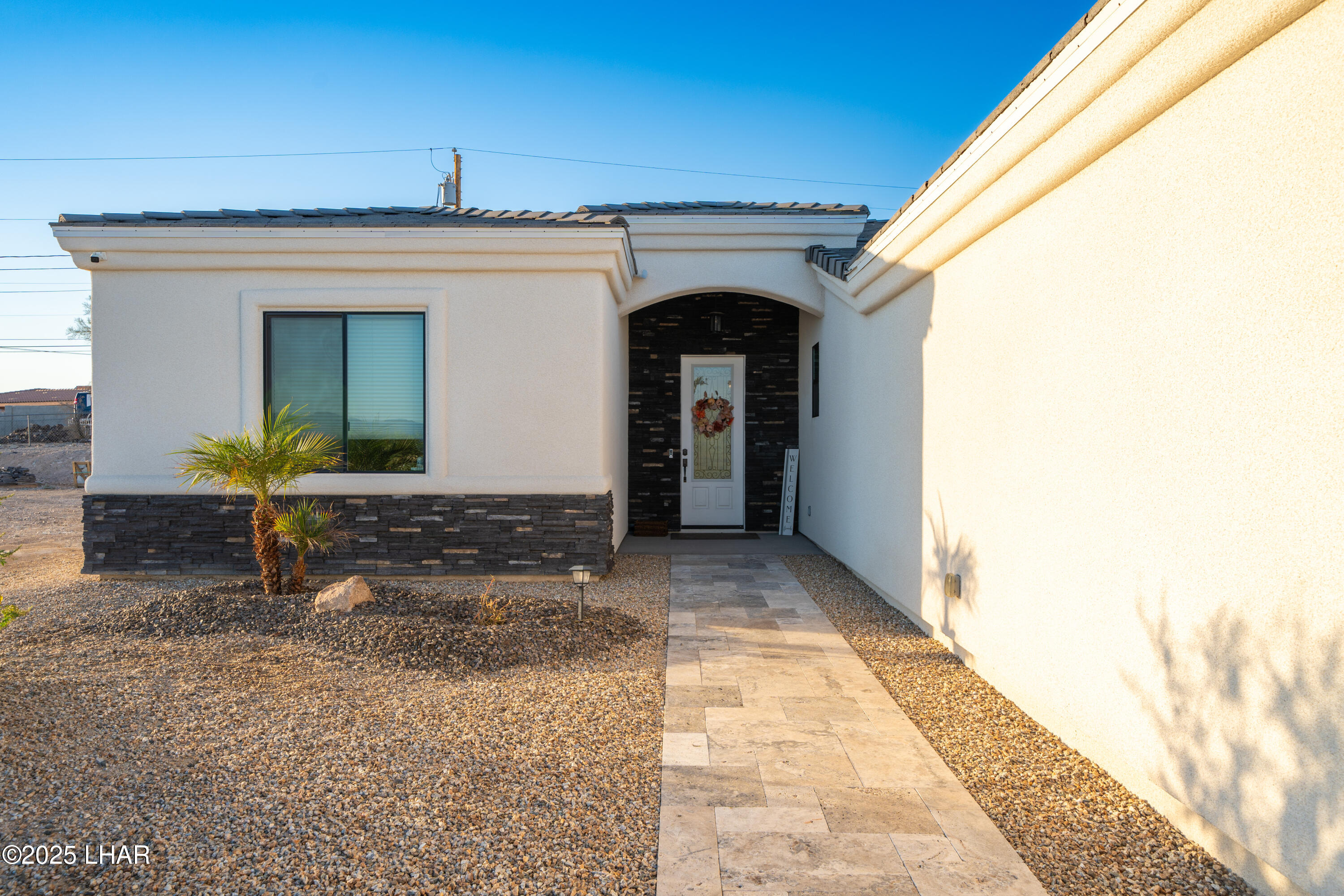Lake Havasu City, Arizona, 86403, United States, 3 Bedrooms Bedrooms, ,4 BathroomsBathrooms,Residential,For Sale,1827027
